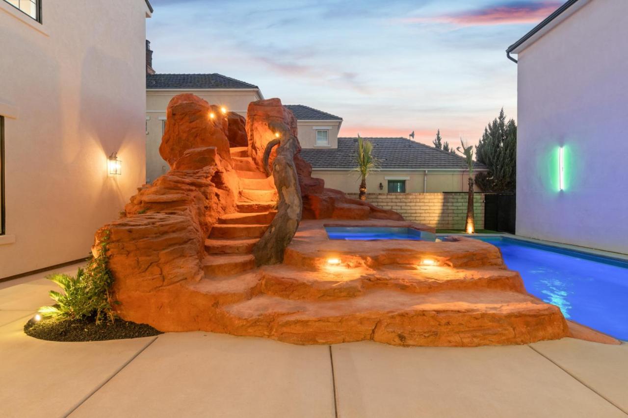 The Hollywood Mansion