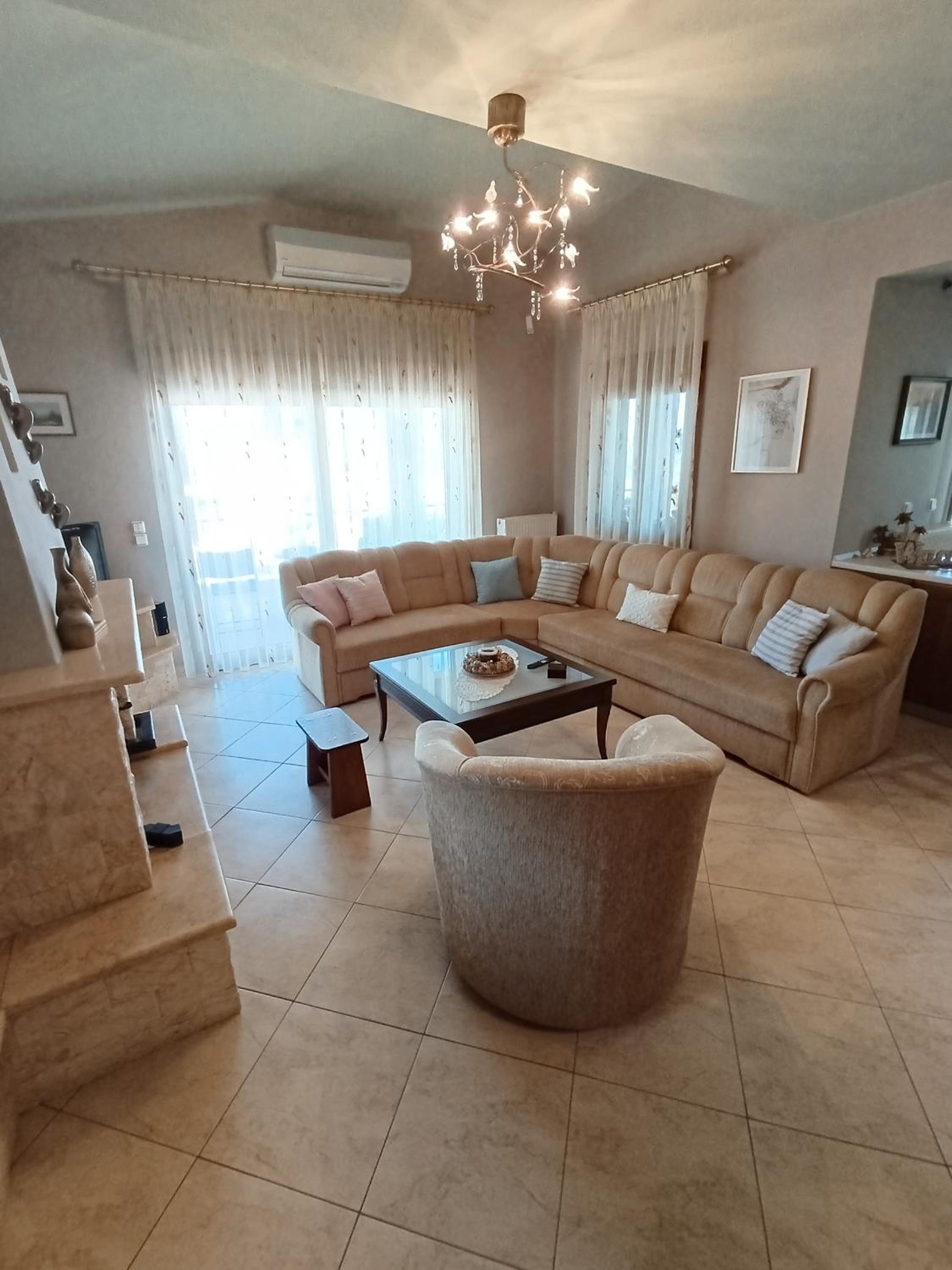 VILLA NIKOLETTA