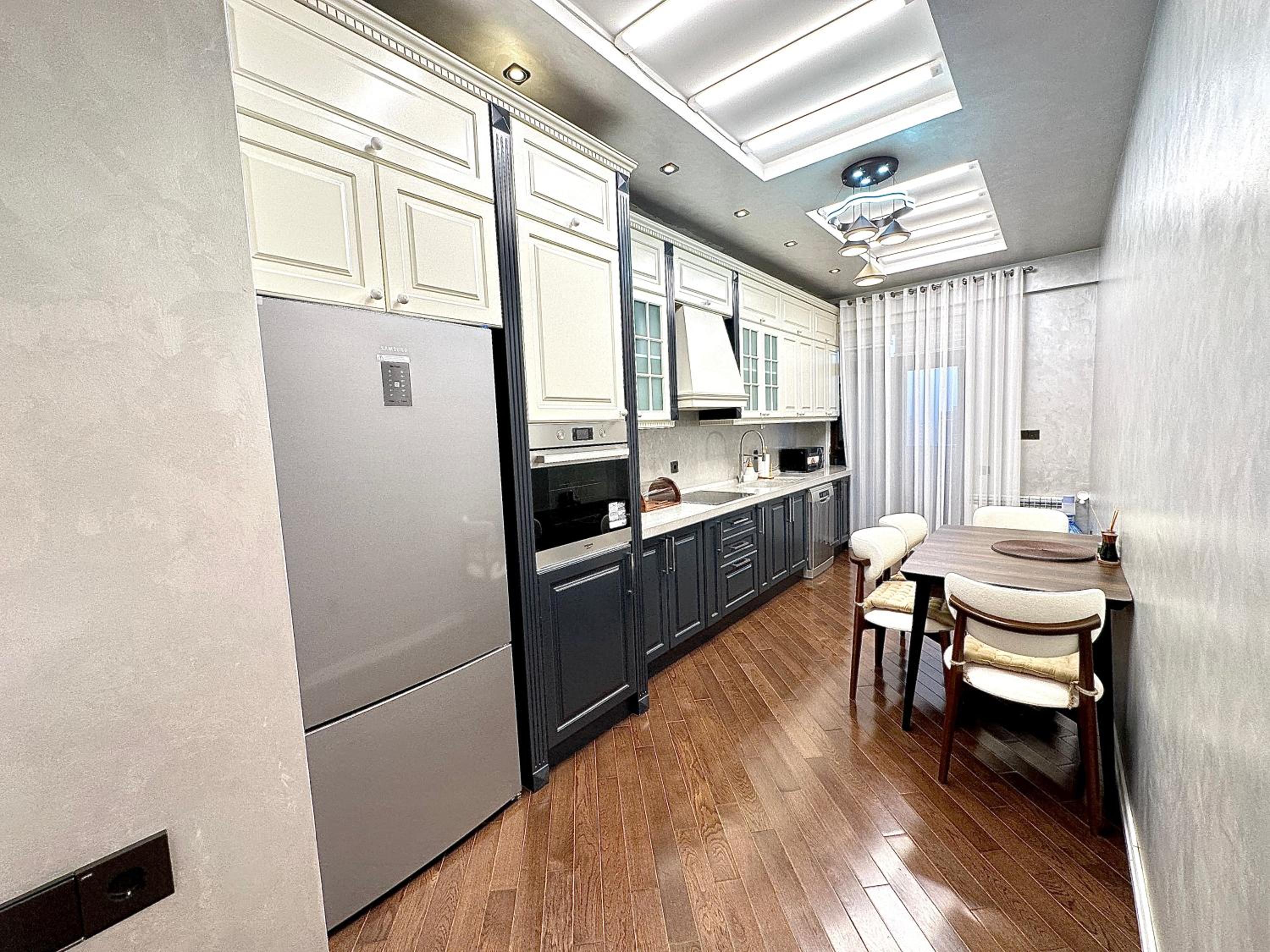 BAKU LUX Apartment with Flame Towers view