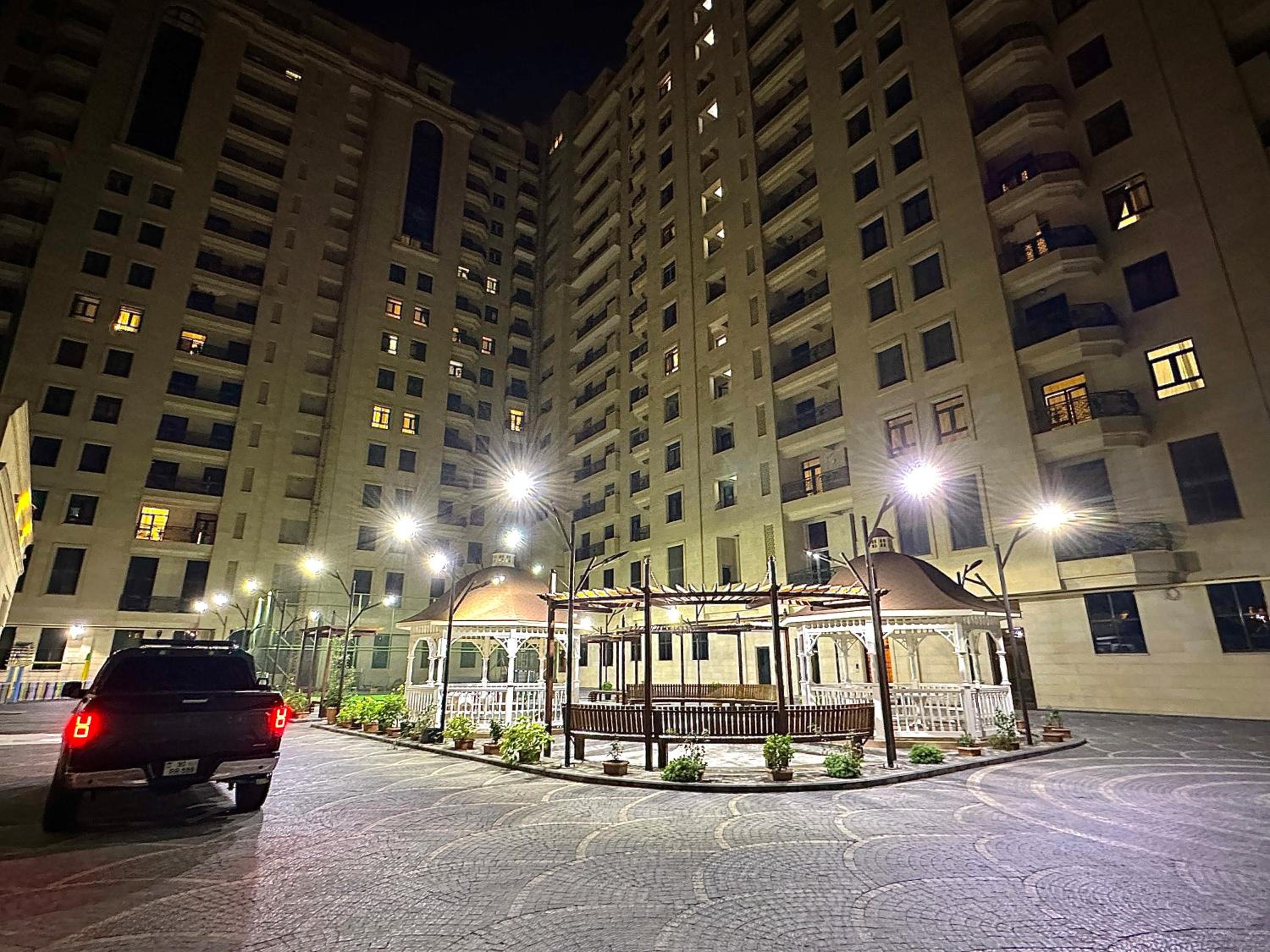 BAKU LUX Apartment with Flame Towers view