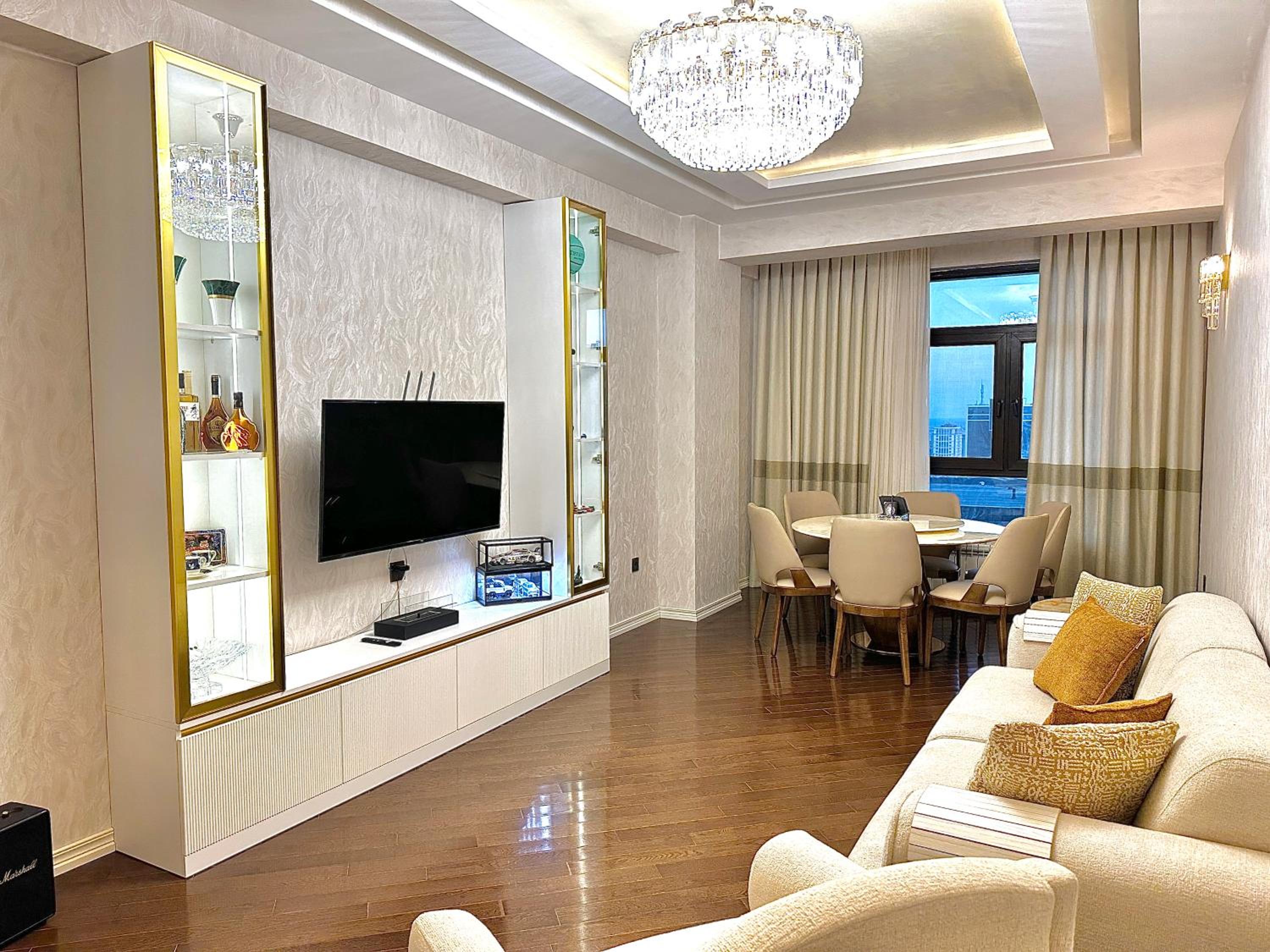 BAKU LUX Apartment with Flame Towers view