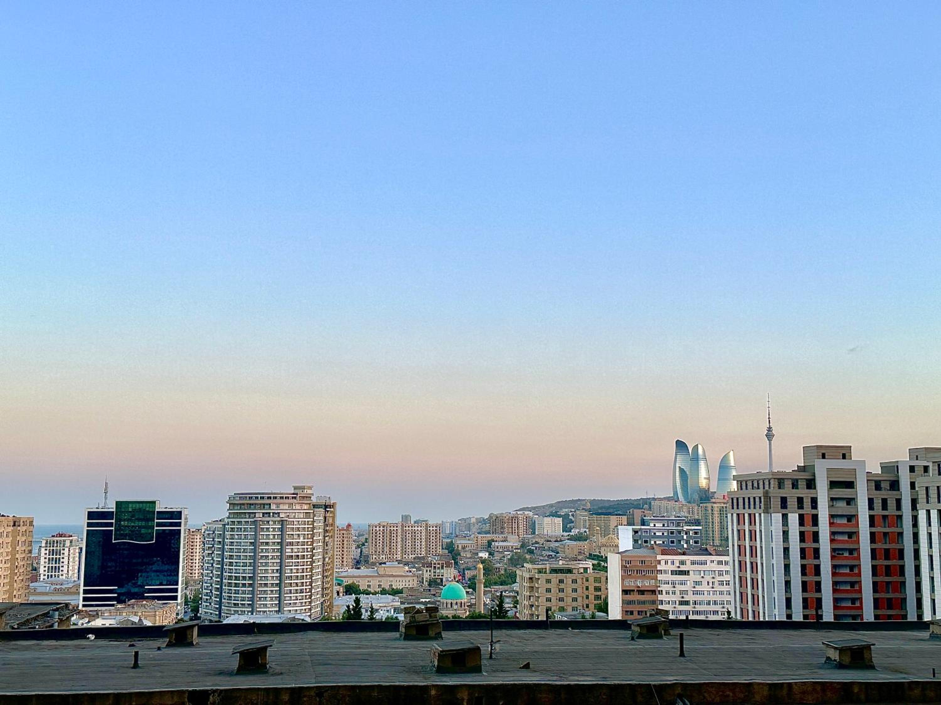 BAKU LUX Apartment with Flame Towers view