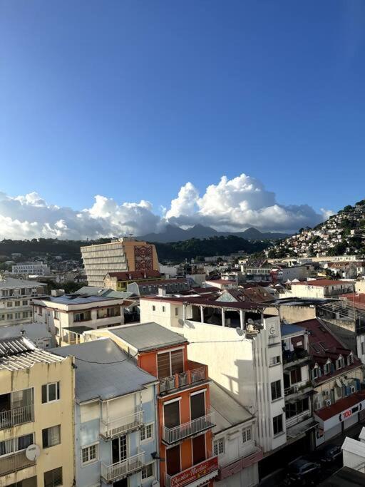 Sur les toits de la capitale view 3
