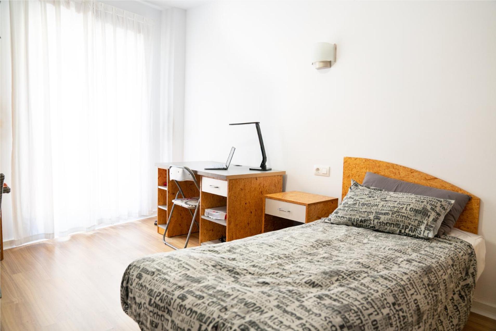 MiCampus Burjassot 1 Student Residence