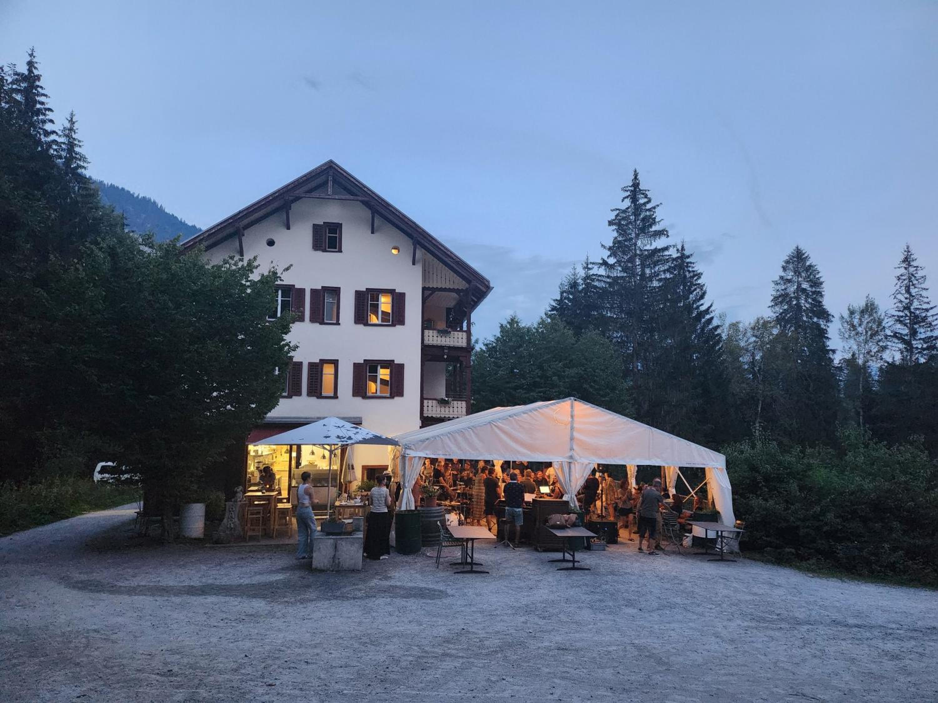 Gasthaus Crestasee