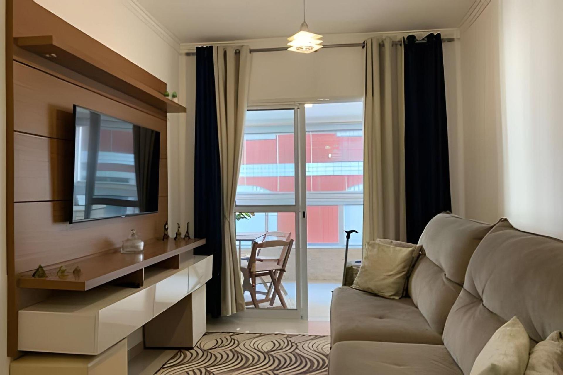 Apartamentos aconchegantes frente mar
