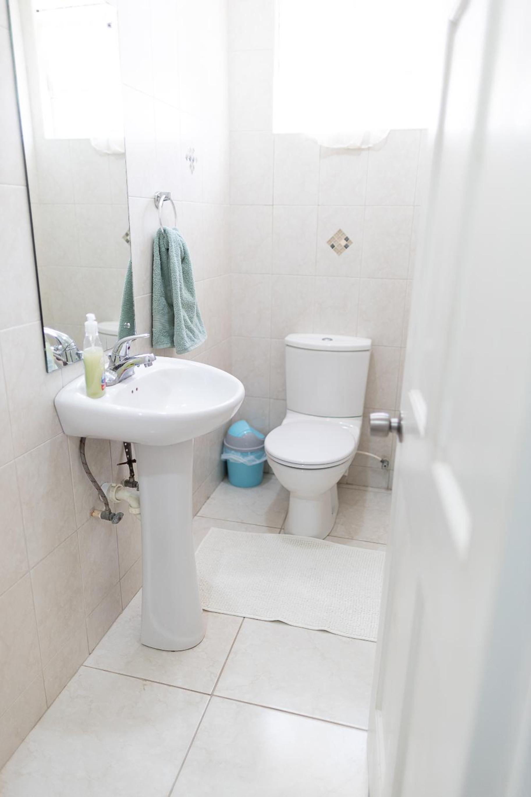 Seashades 2BR 1 full and 1 half bathrooms Condo with pool Close to beach Sleeps 4