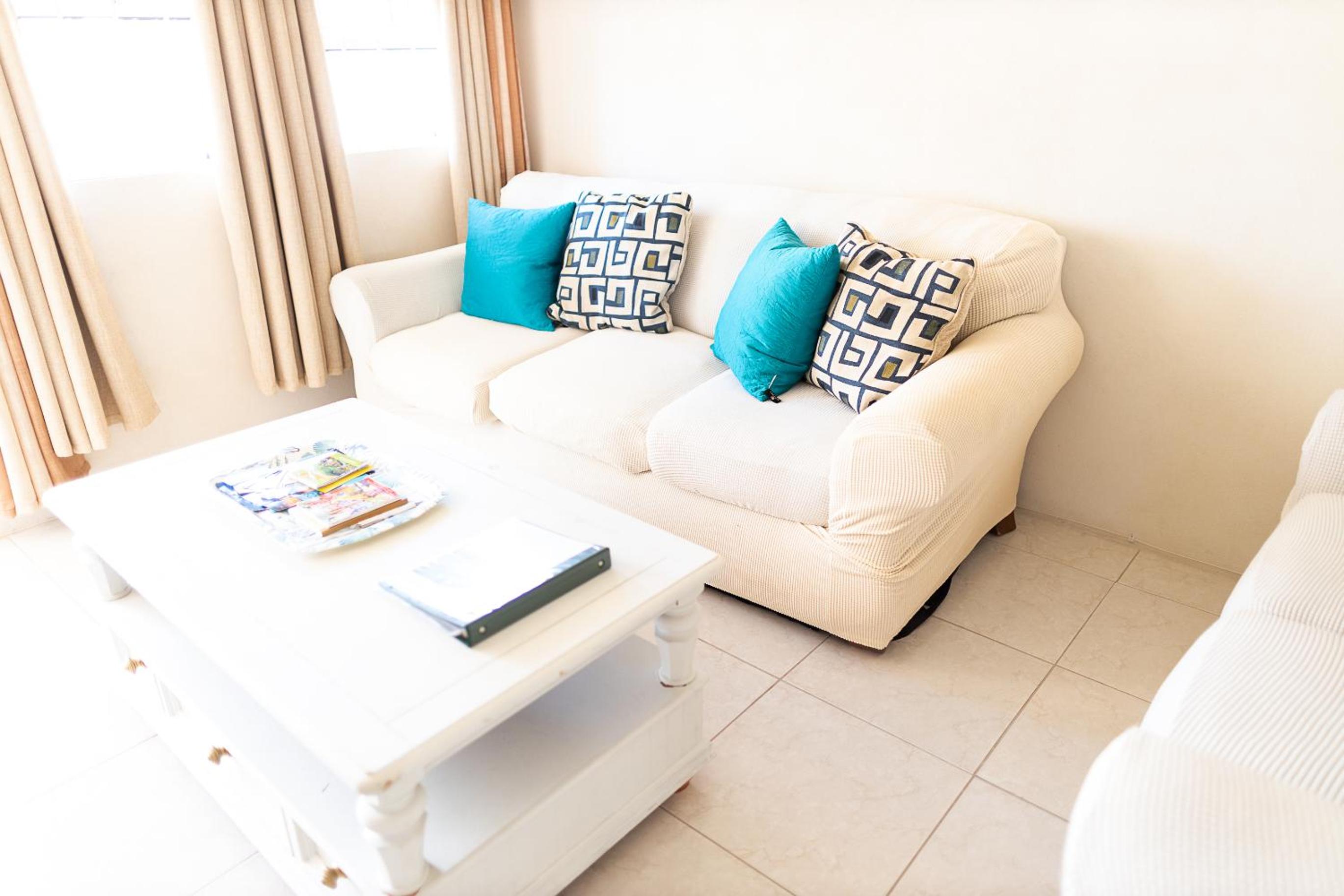Seashades 2BR 1 full and 1 half bathrooms Condo with pool Close to beach Sleeps 4