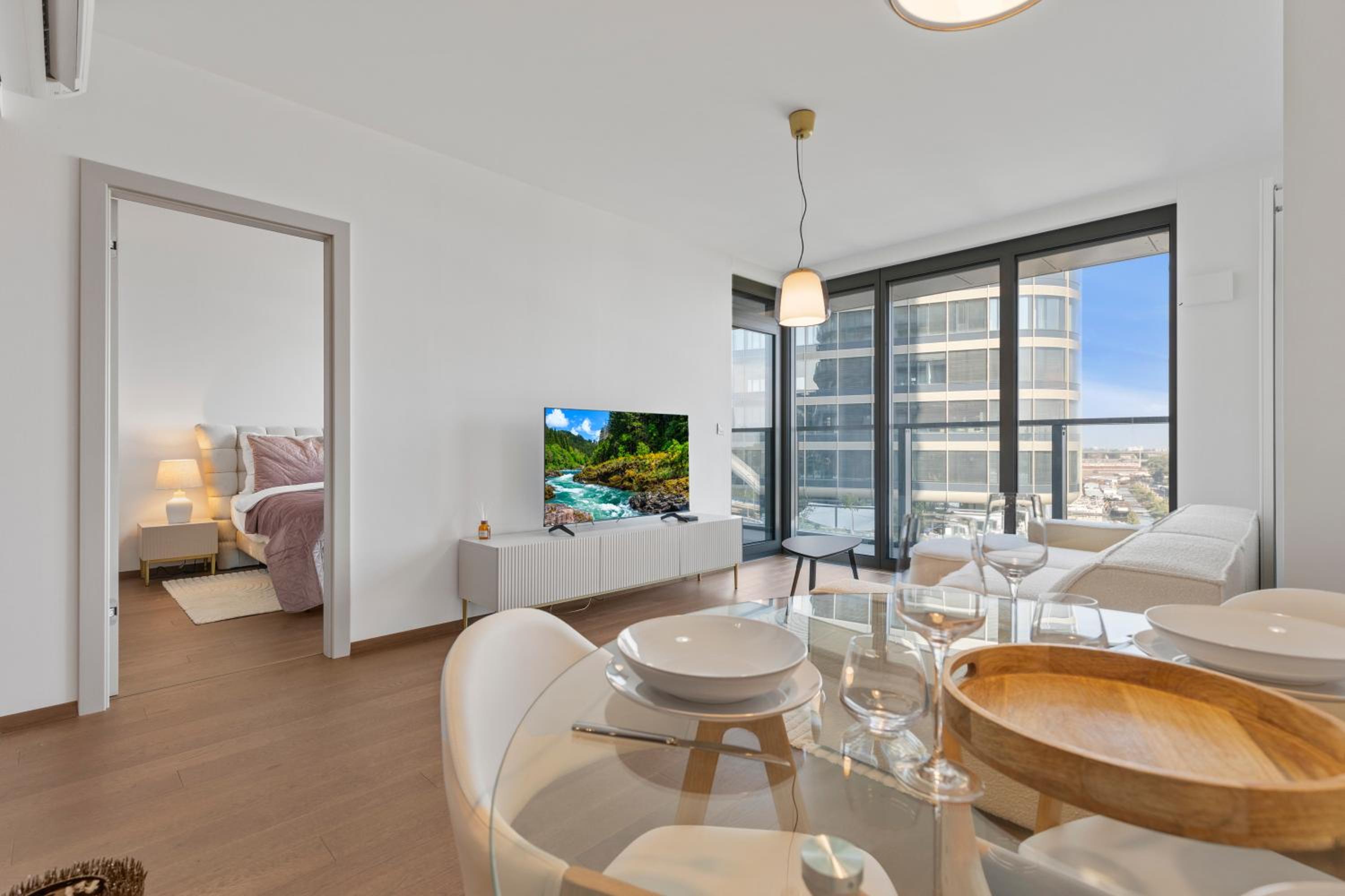 Eurovea Tower Apt 3 River View