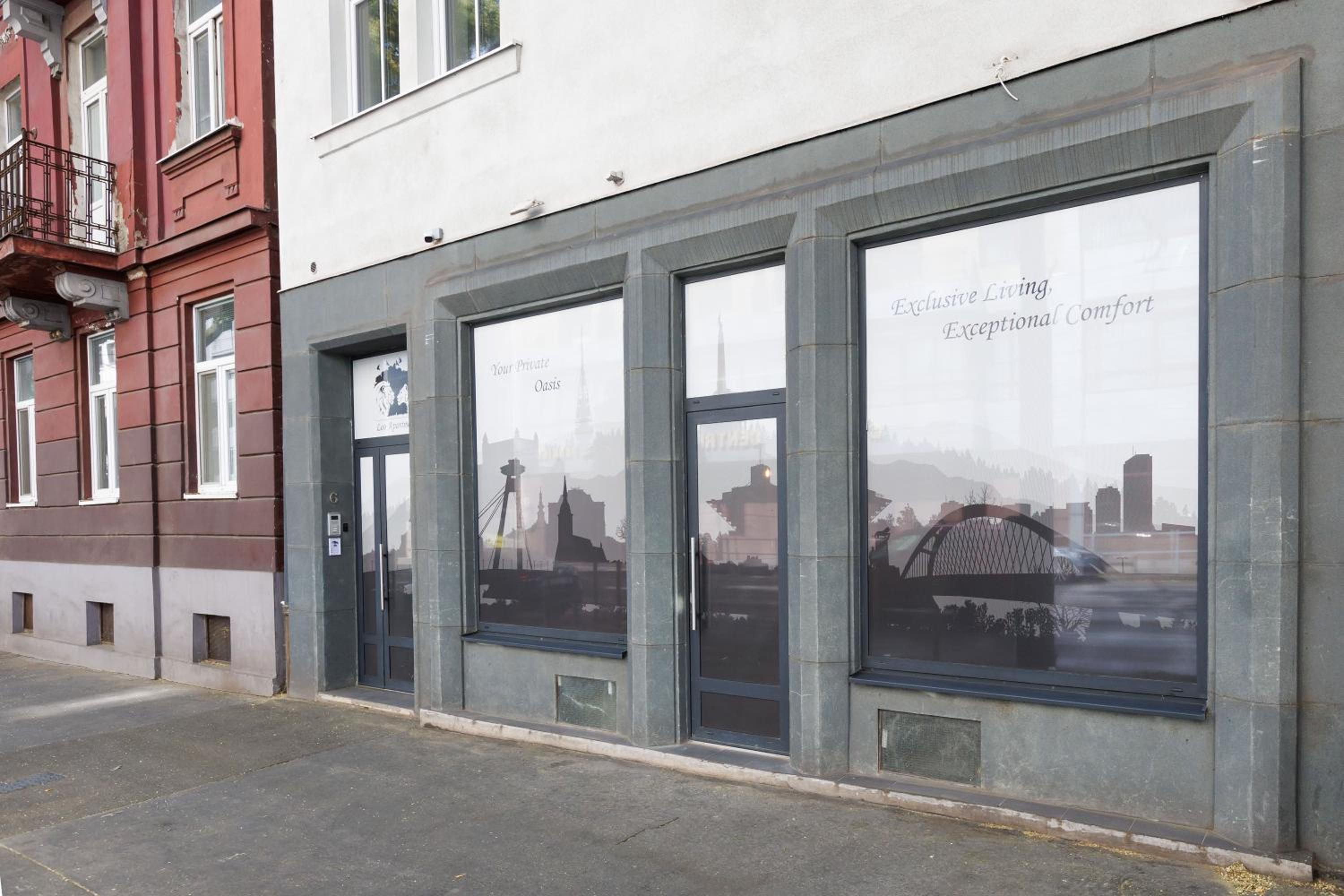 LEO Apartment FREE PARKING - President Palace