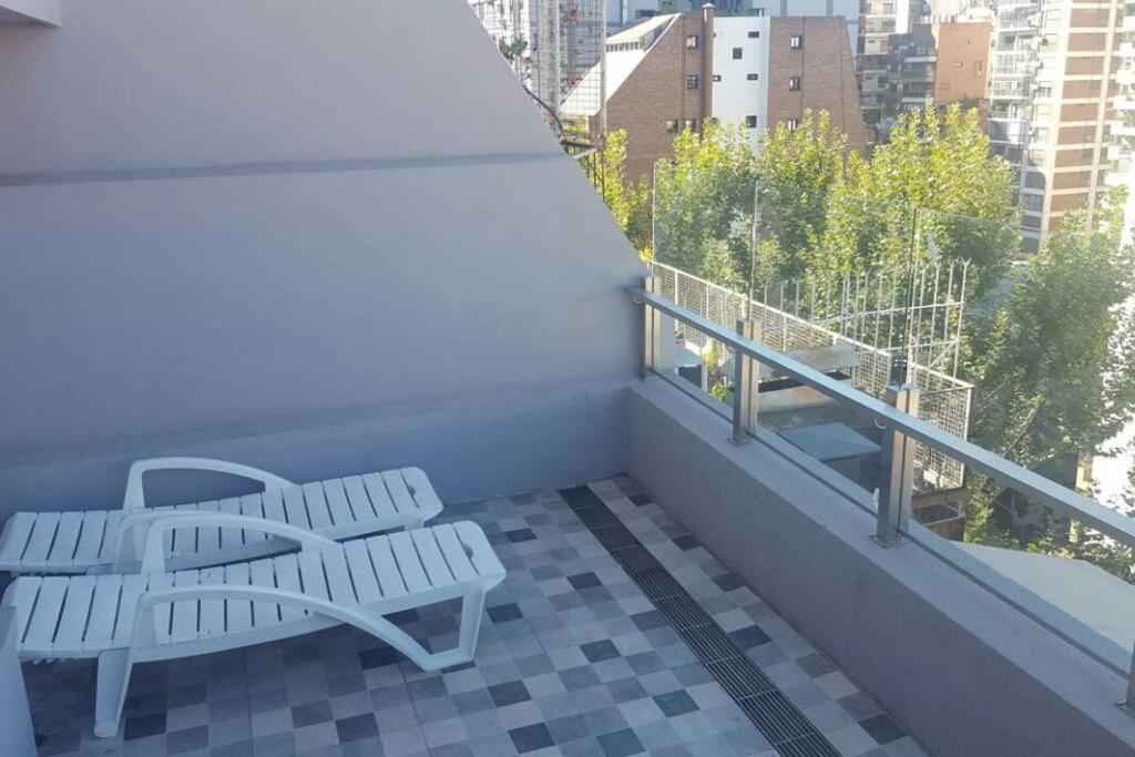 Impactante estudio a metros del Solar de la Abadia