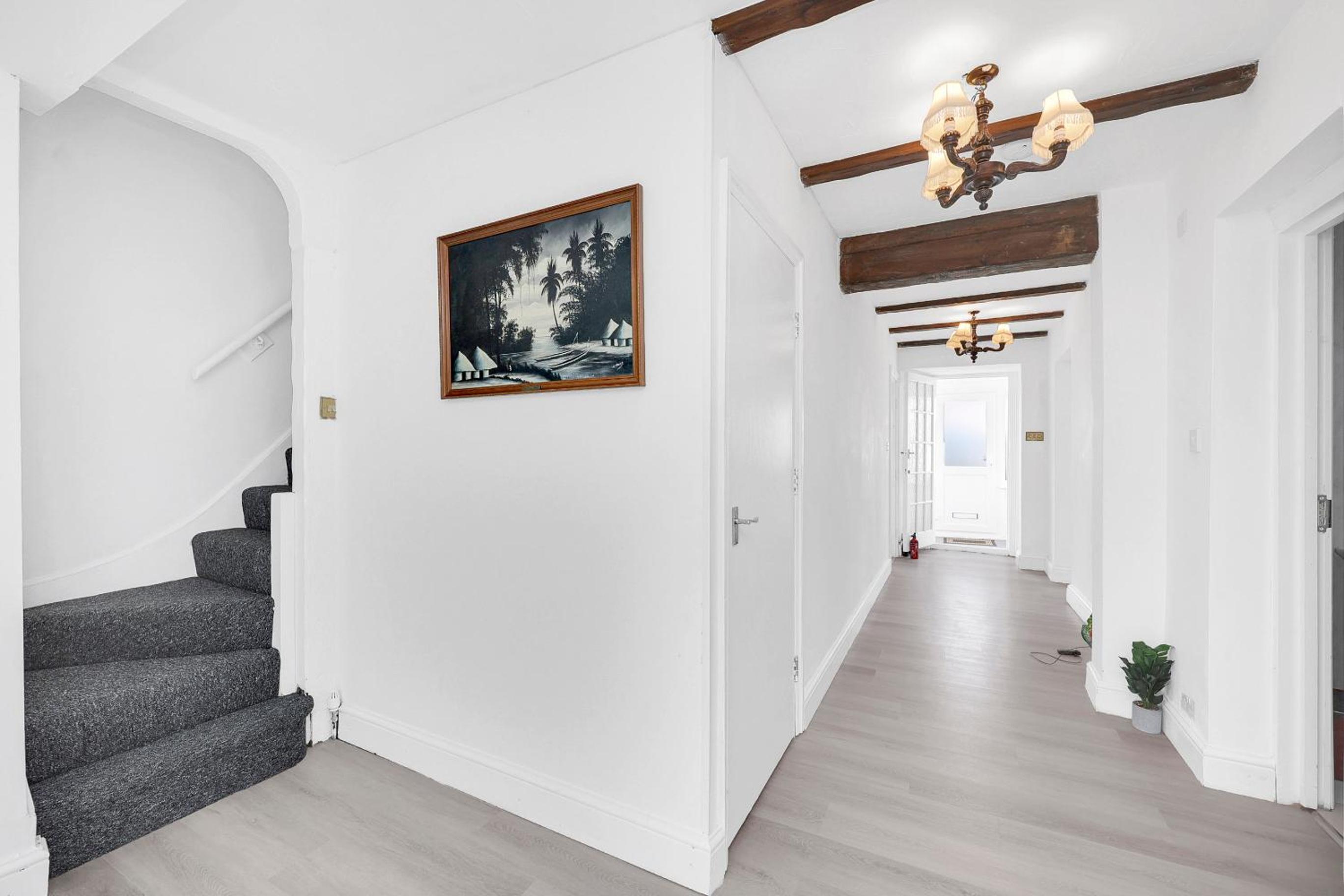 Entire Beautiful & Spacious House in London