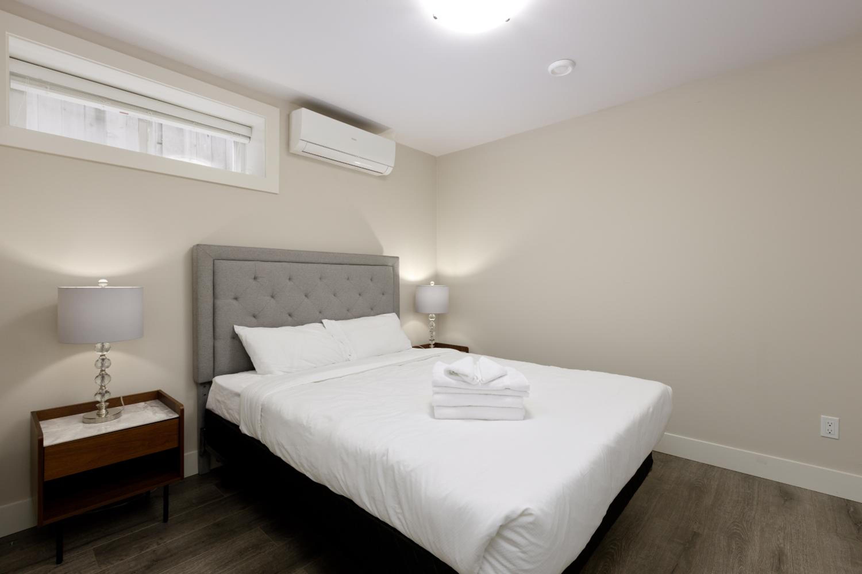 Spacious 5-Bedroom Home in Convenient Vancouver Location