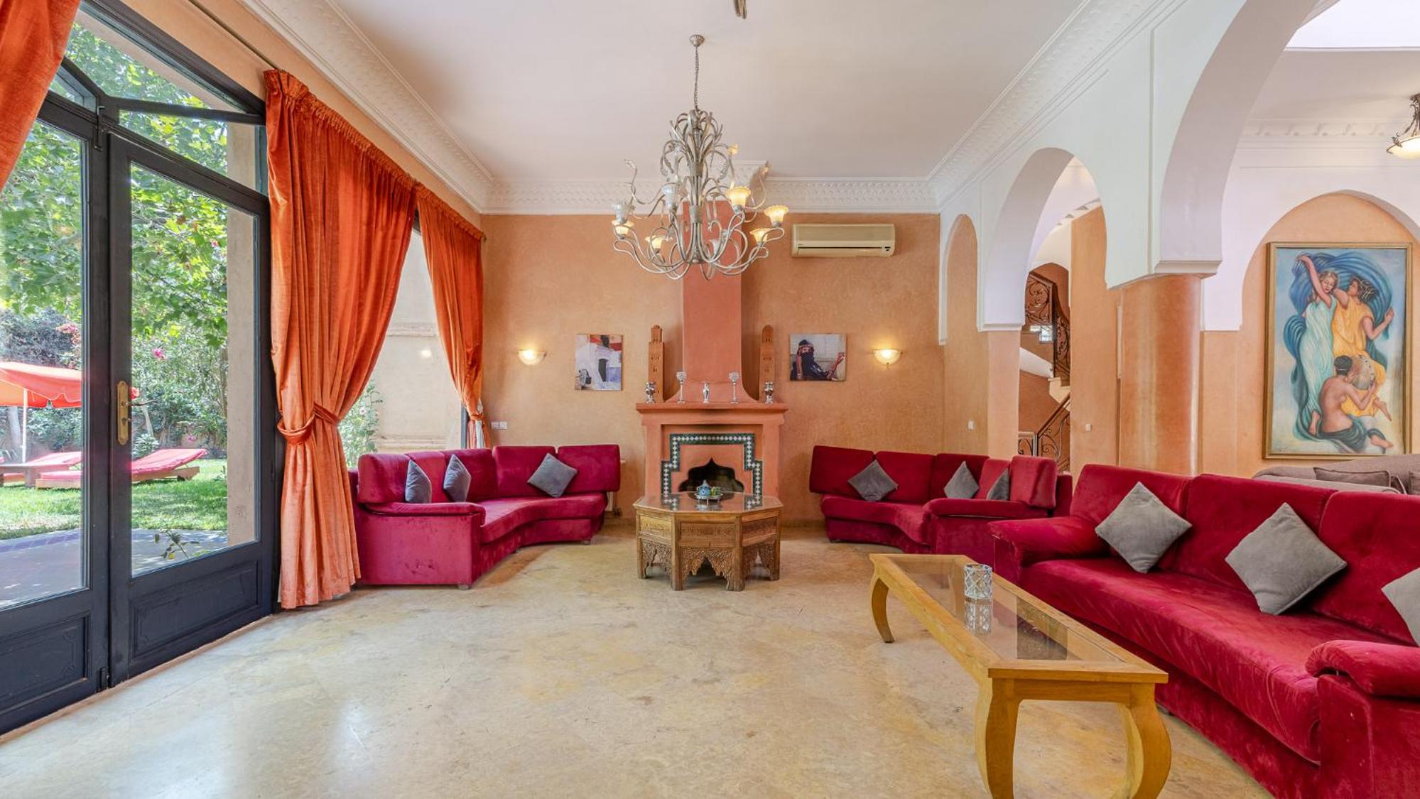 lounge