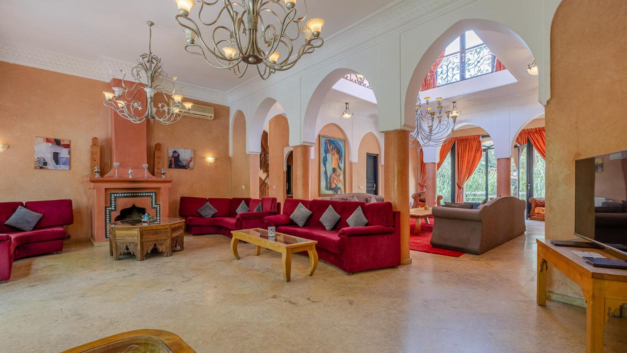 lounge