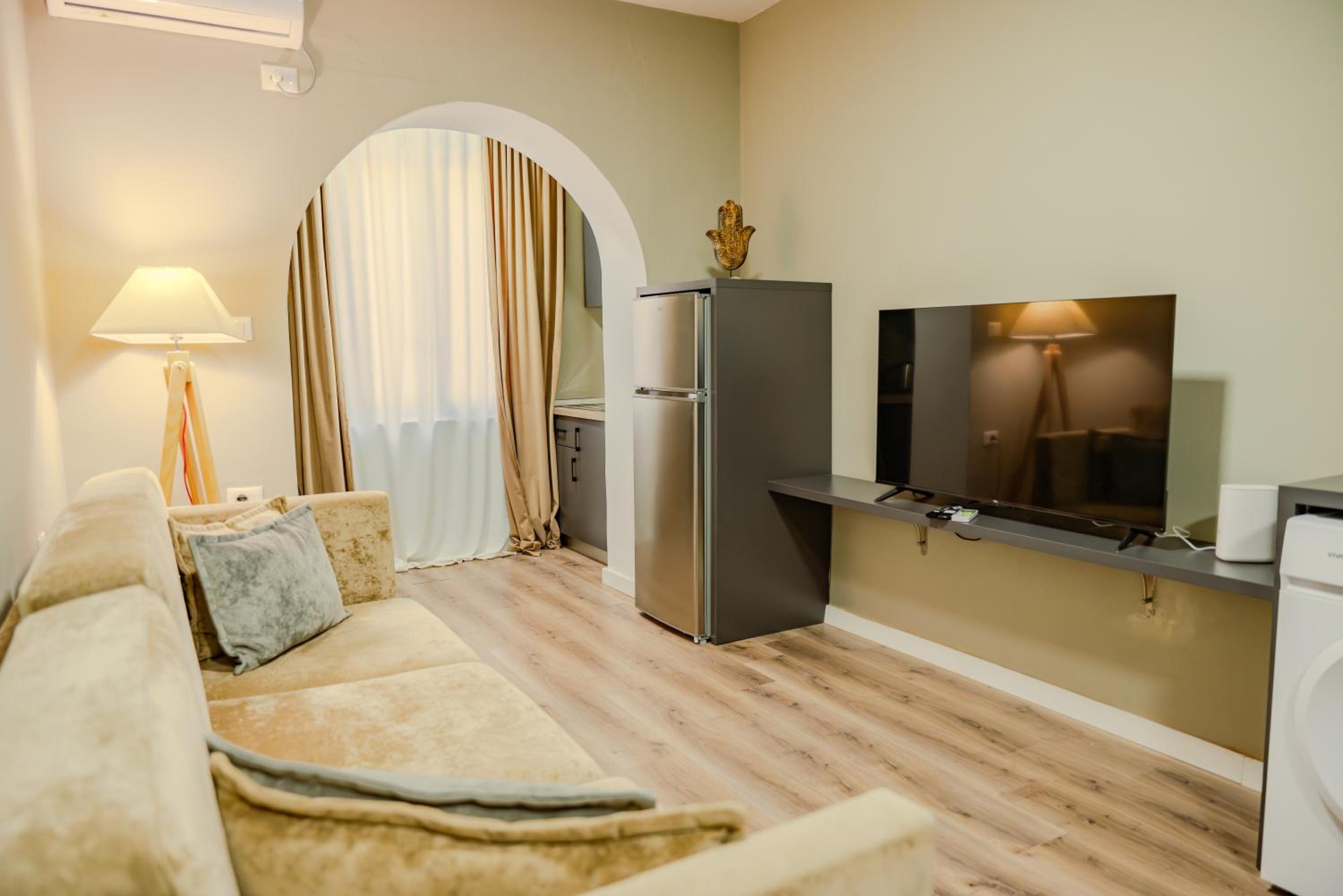 Bejart Apartment 4