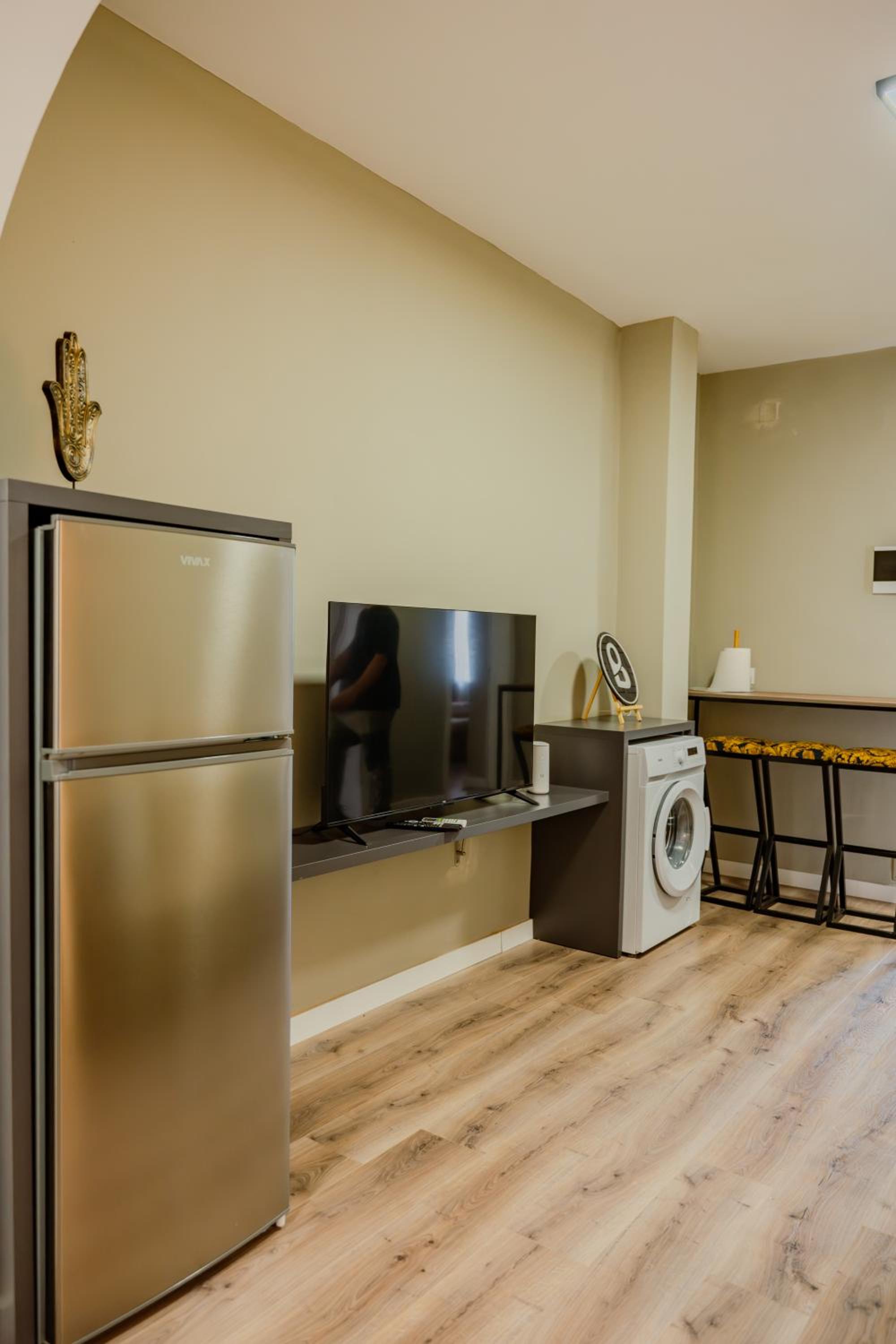 Bejart Apartment 4
