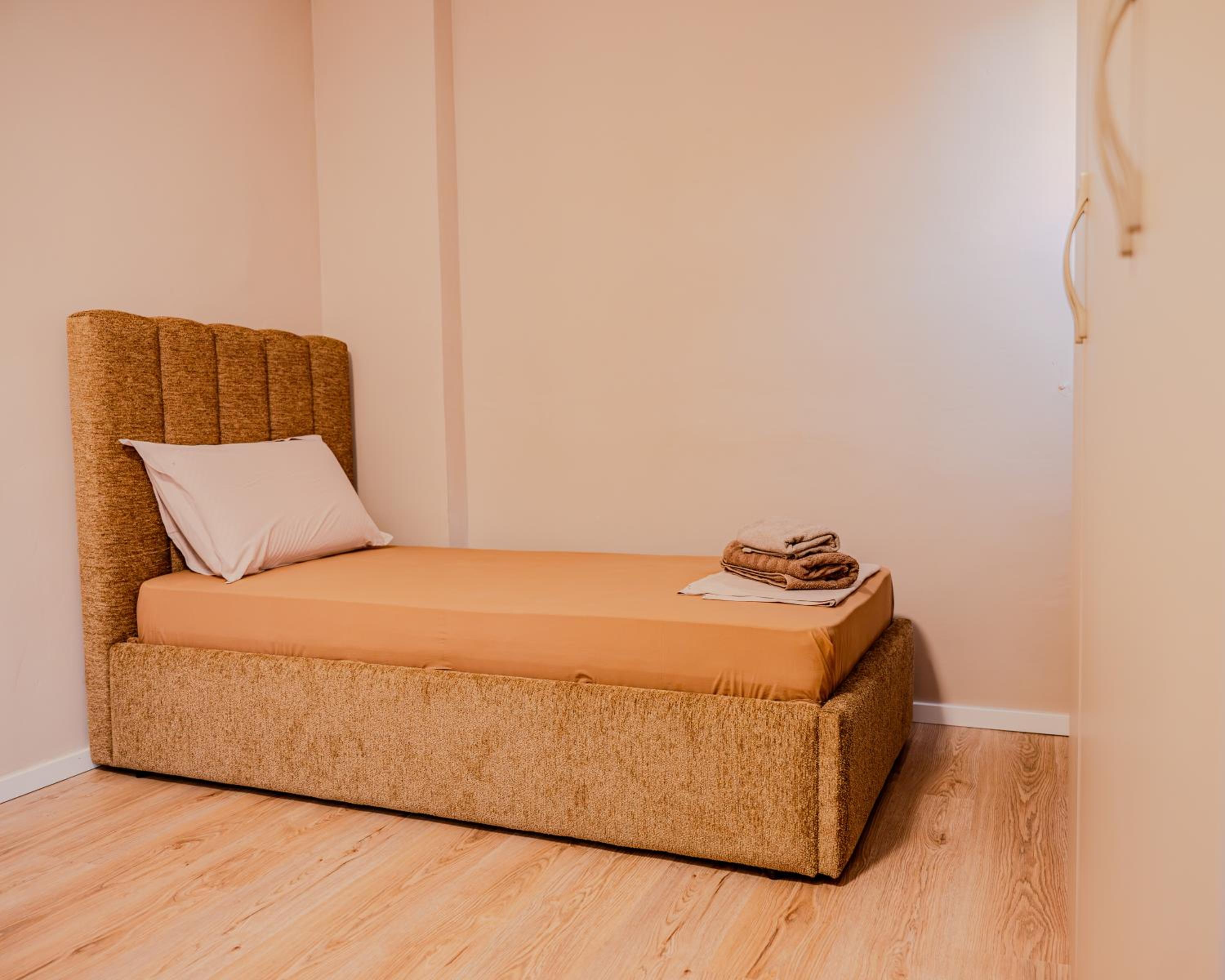 Bejart Apartment 6