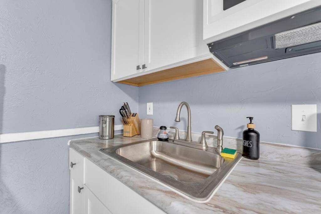 Quaint 2 Bedrooms in Historic Little Italy view 2