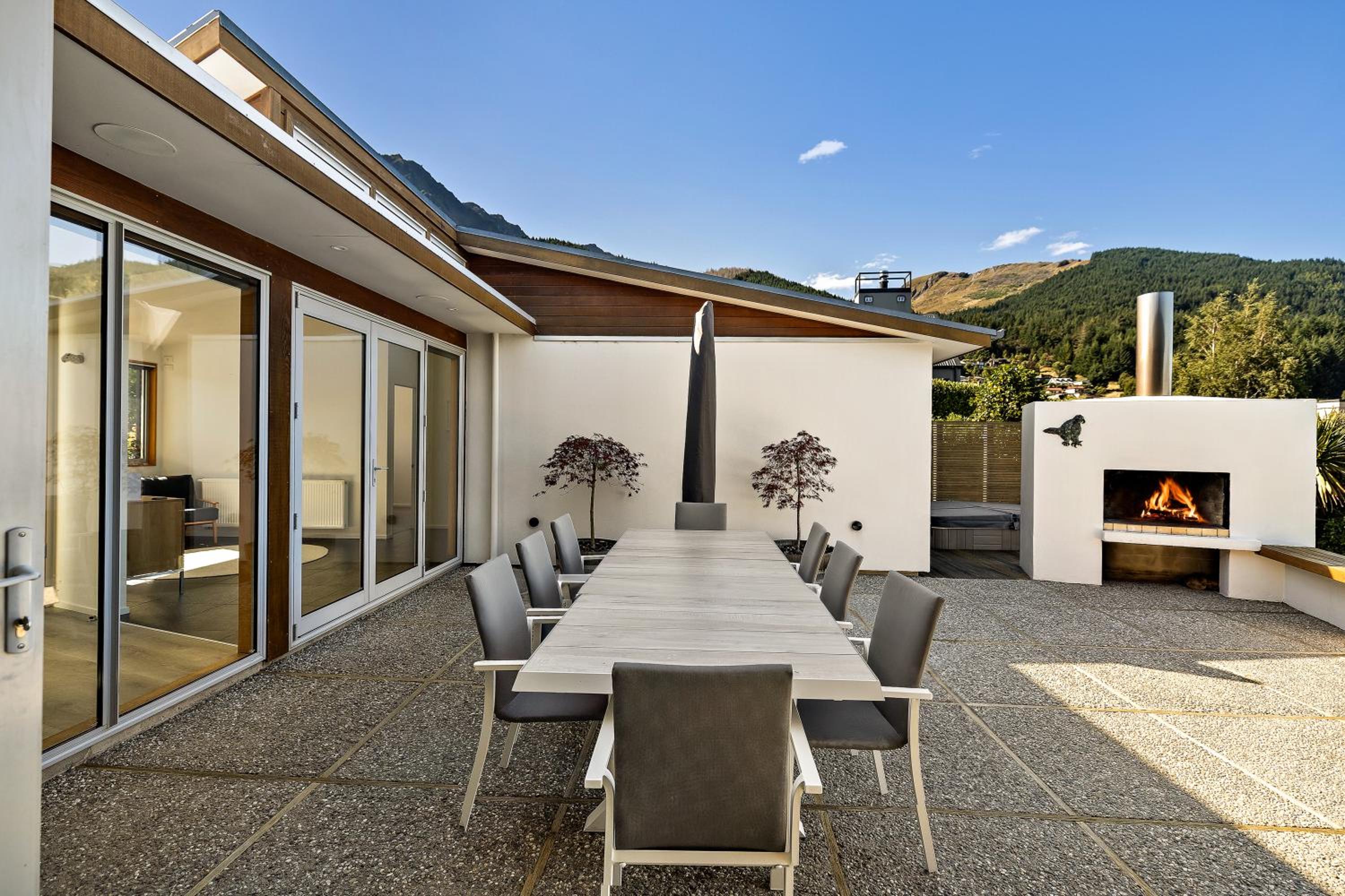 Whakata on Whitbourn view 4
