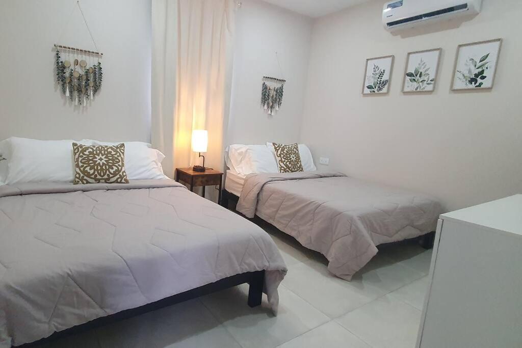 Central 2BR Apartment-10 Min Walk to Mambo Beach