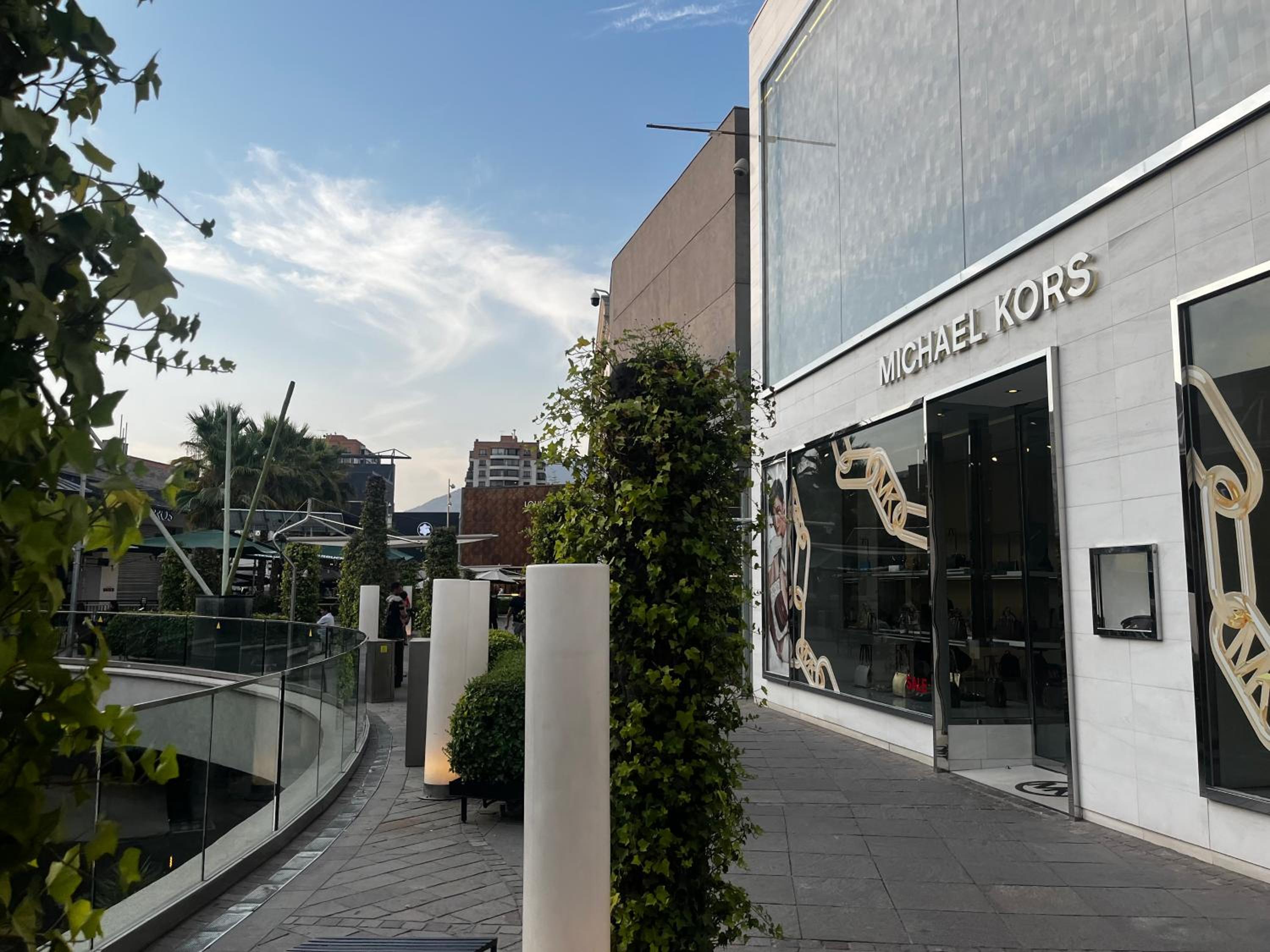 Las Condes Deluxe