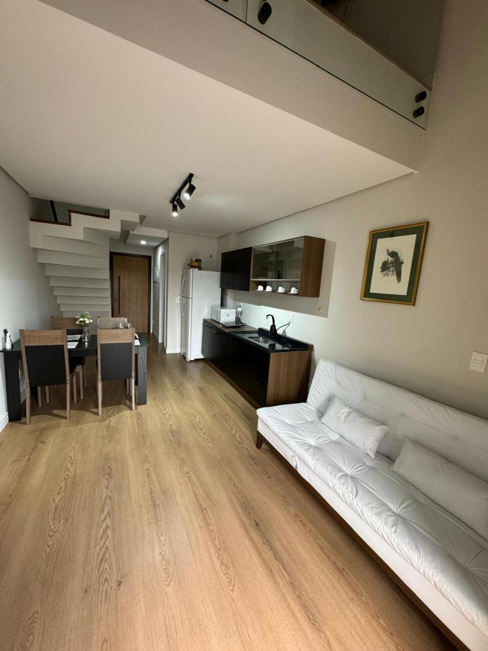 CANELA LOFT ESPETACULAR NO CENTRO