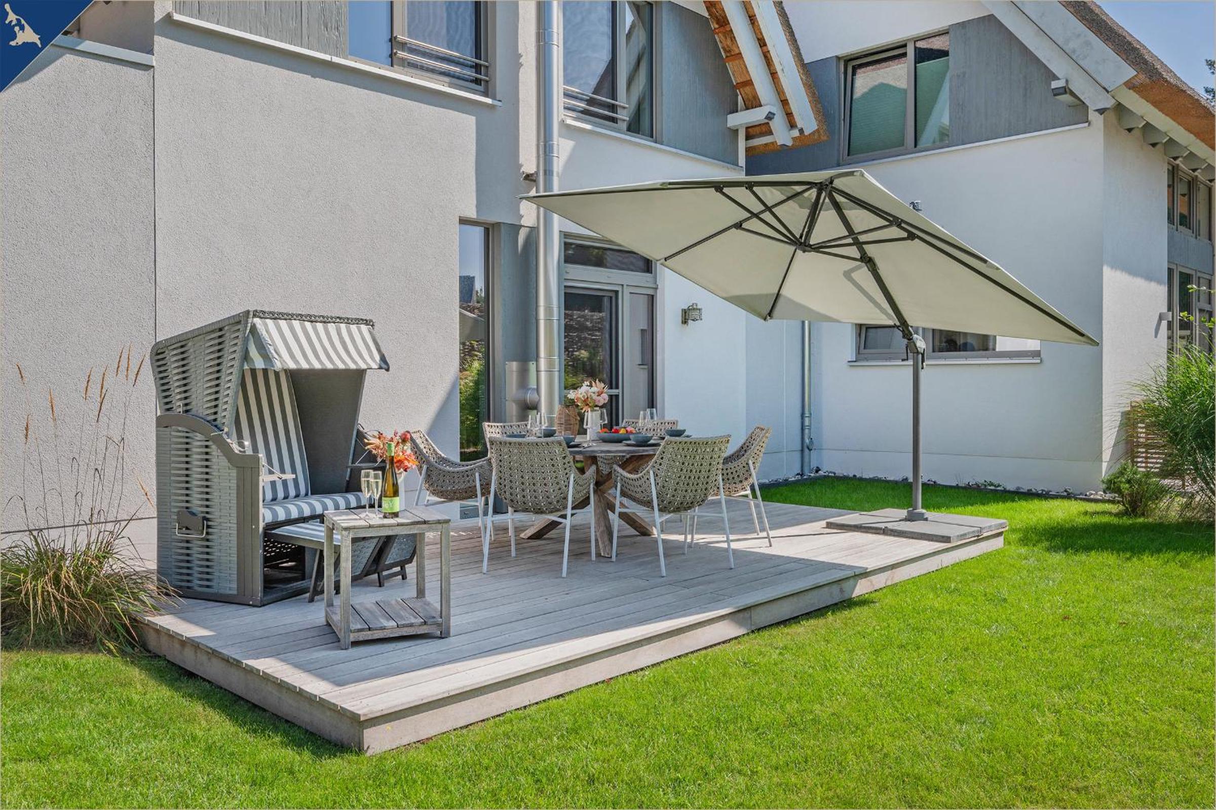 Störtebekers Reethus mit Sauna, Kamin und E-Ladesäule
