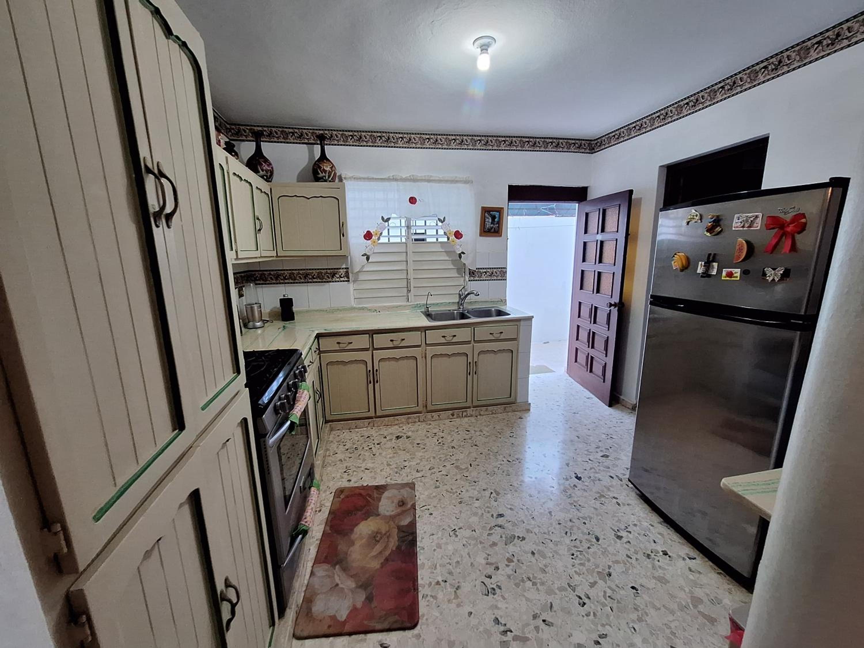 Amplia casa en San isidro
