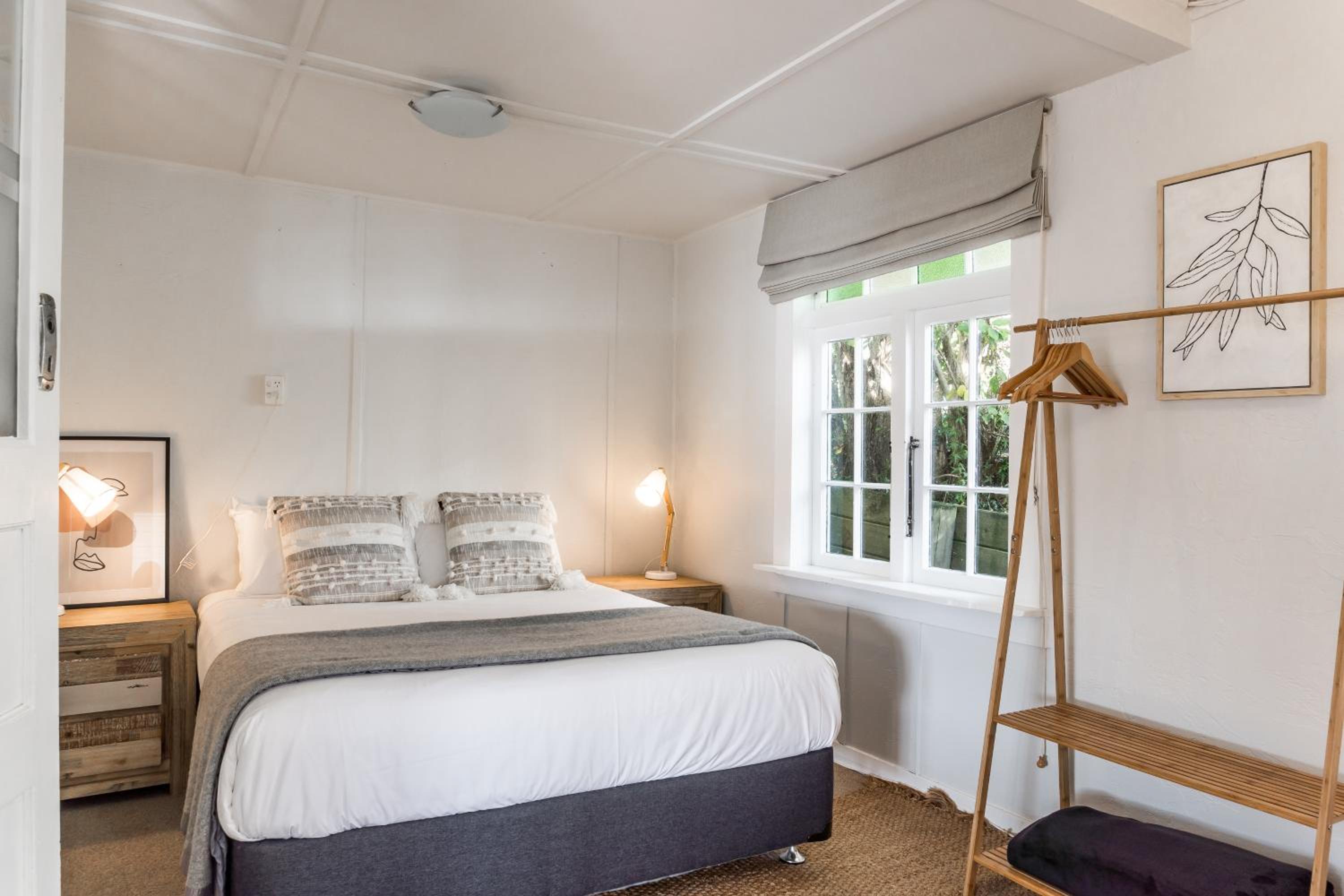 Tawatahi Cottage view 4