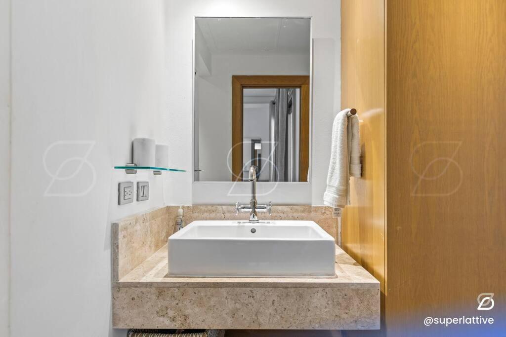 La Amada Residences 3B de Lujo y Traslado Gratis