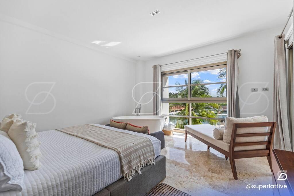 La Amada Residences 3B de Lujo y Traslado Gratis