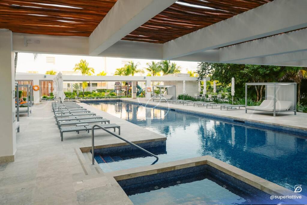 La Amada Residences 3B de Lujo y Traslado Gratis