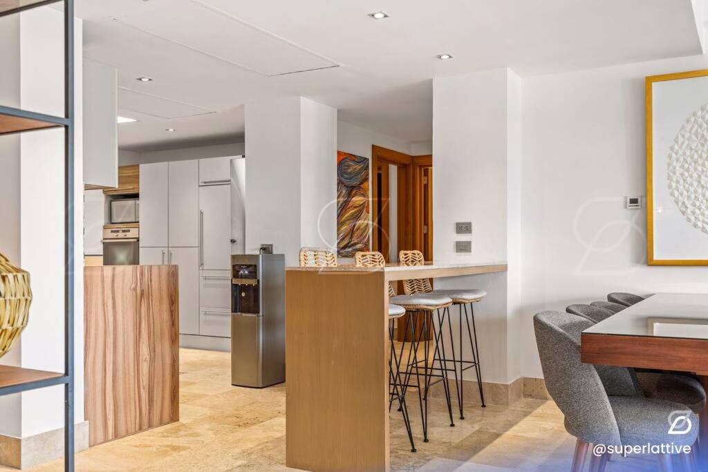 La Amada Residences 3B de Lujo y Traslado Gratis