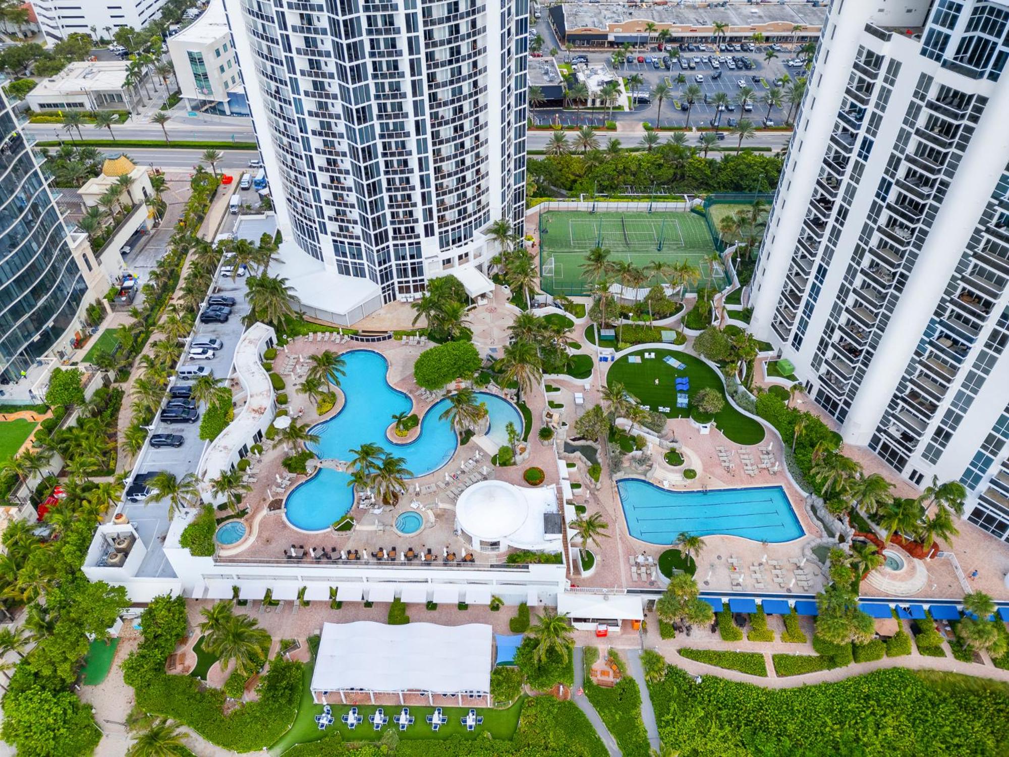 Lujoso apartamento en playa de Sunny Isles Beach view 5