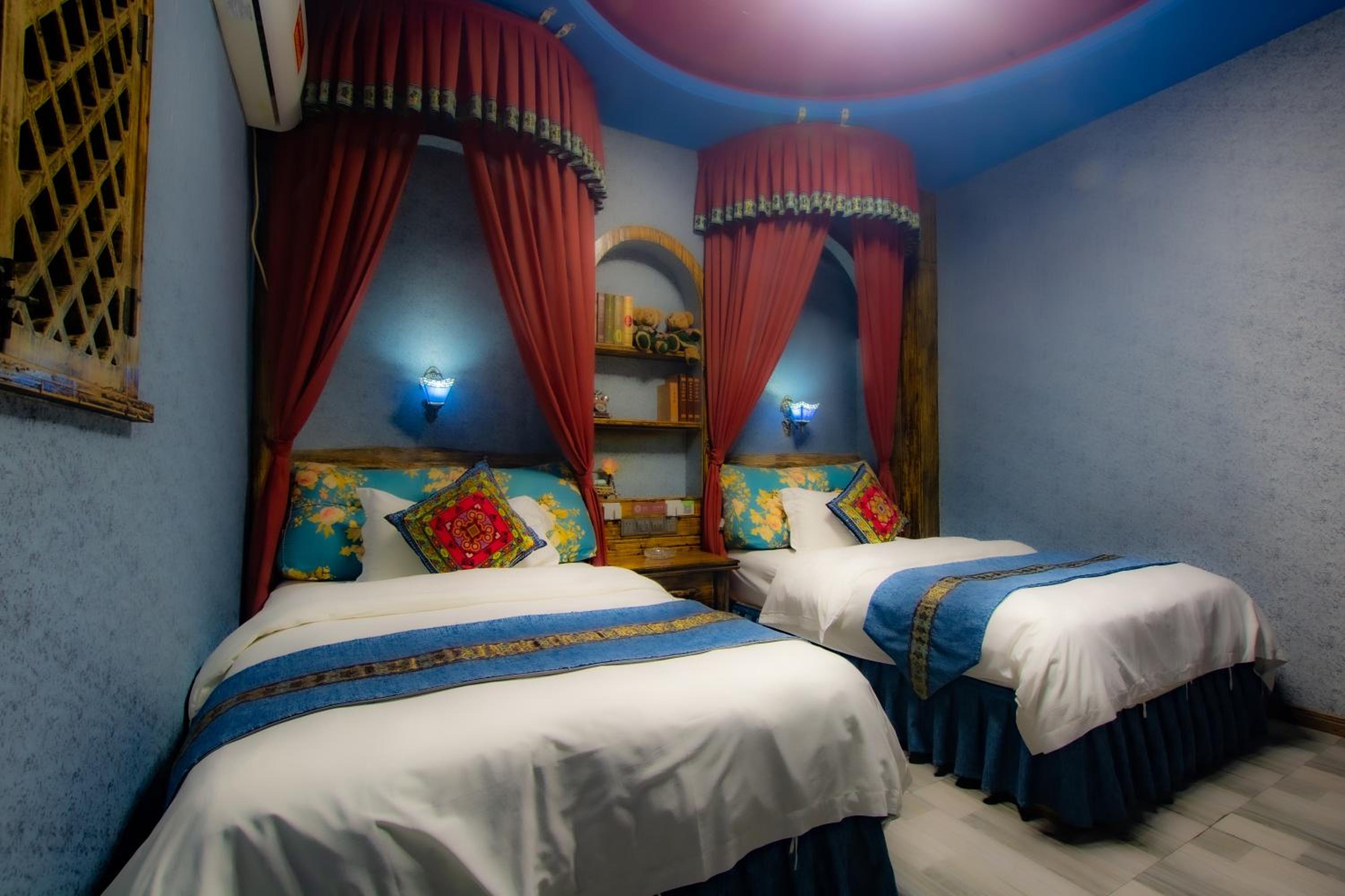 Floral Hotel · Baihui Living Zhangjiajie
