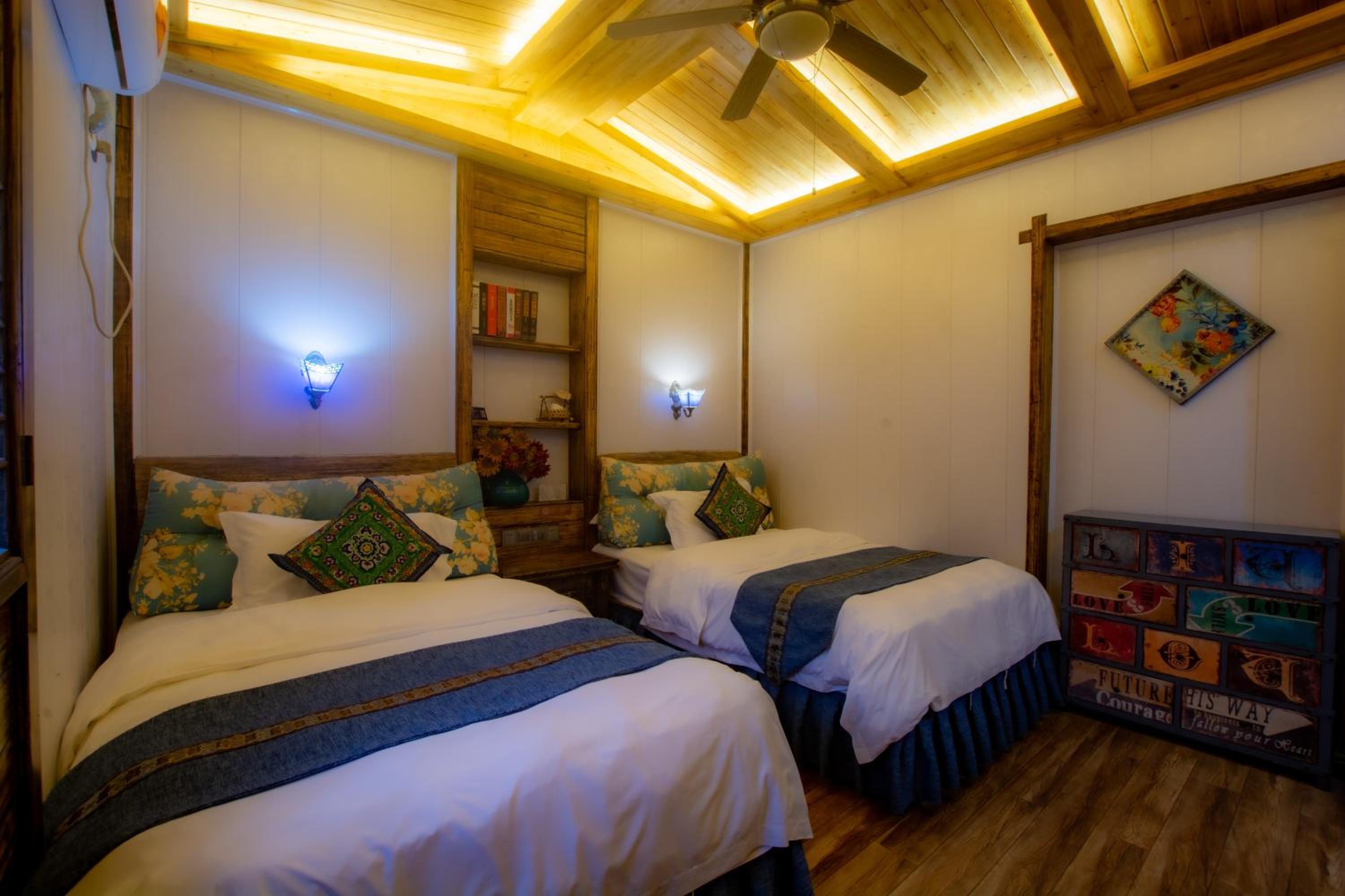 Floral Hotel · Baihui Living Zhangjiajie