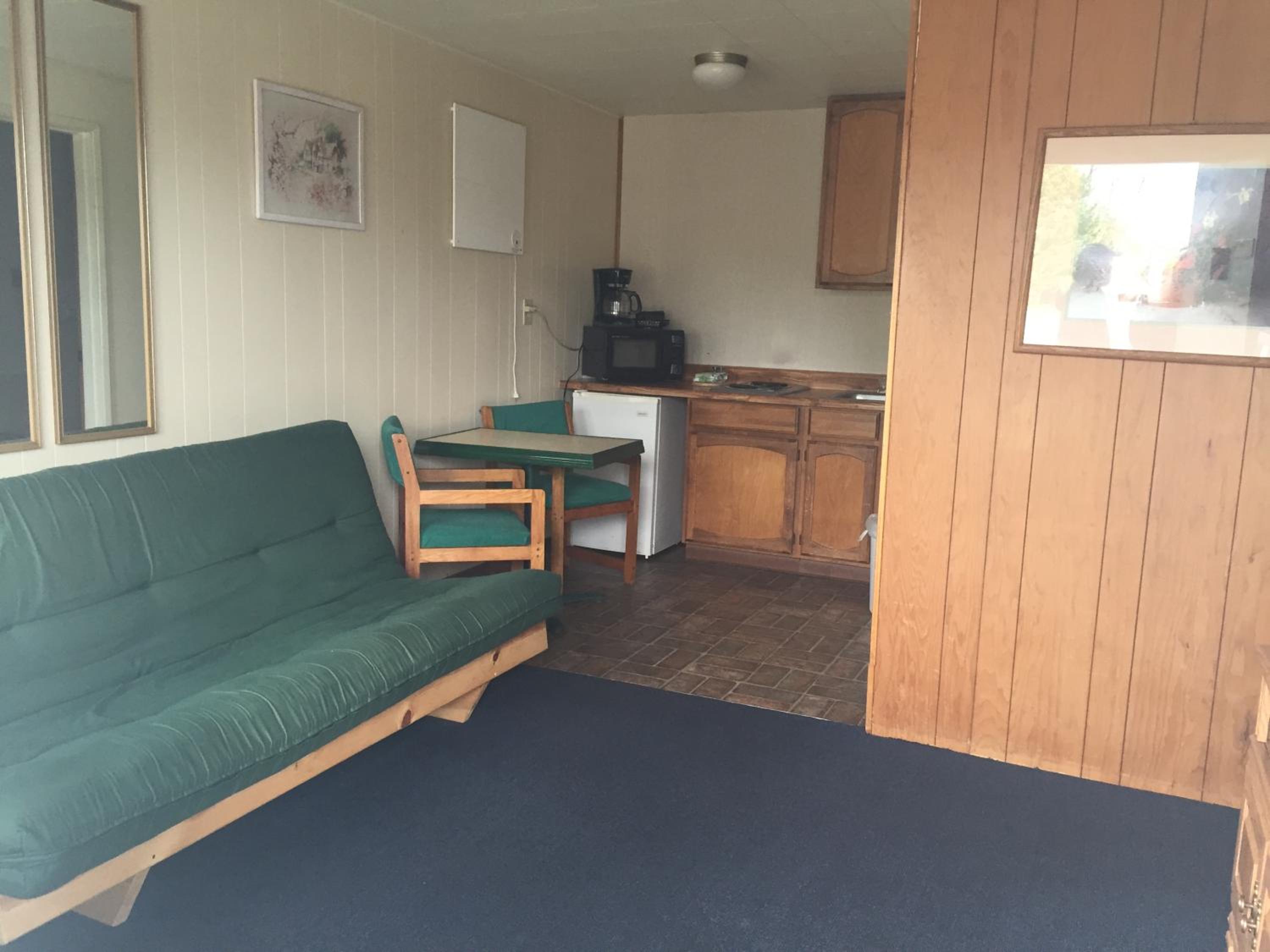 Ocean Avenue Inn - Property Image 1