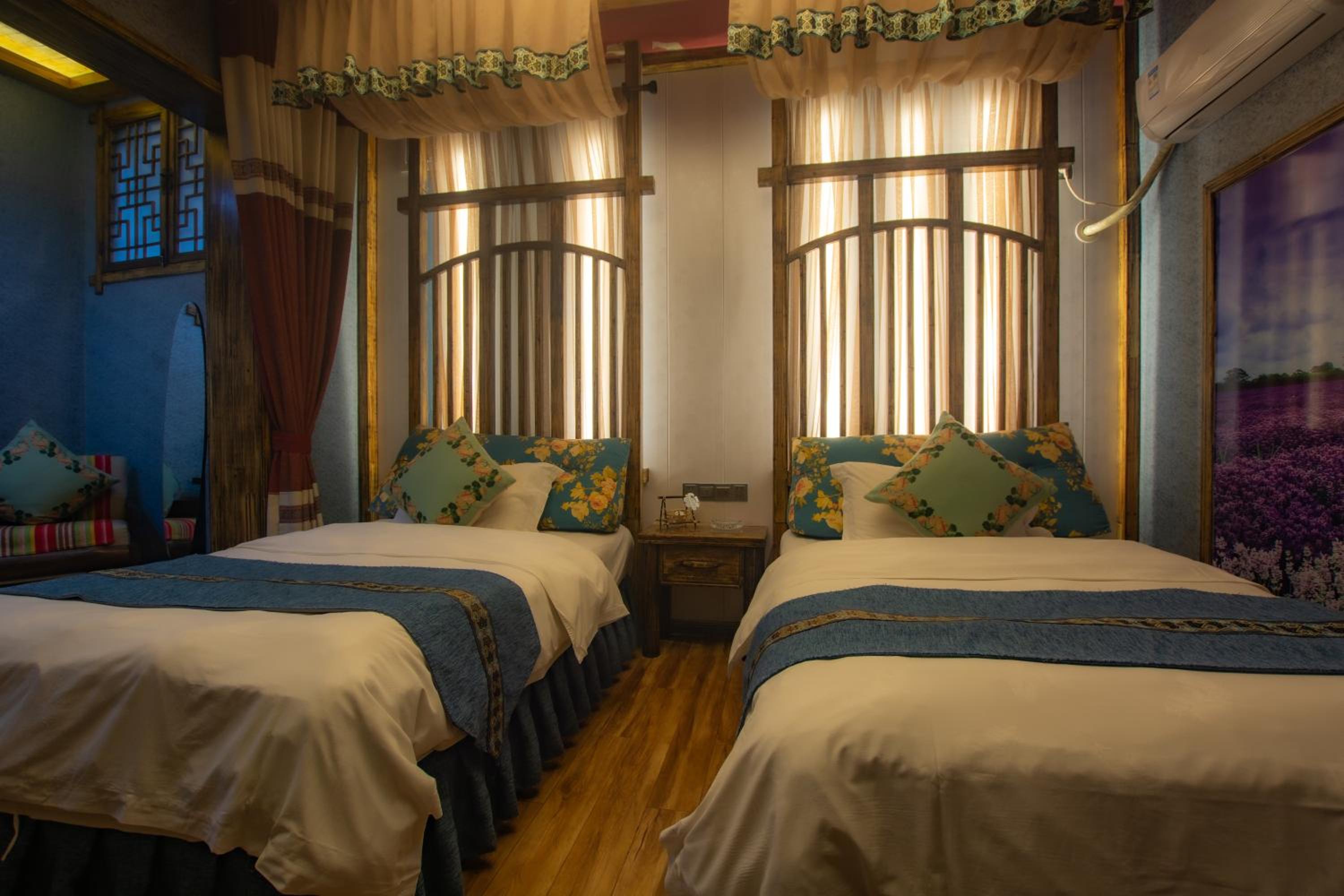 Floral Hotel · Baihui Living Zhangjiajie