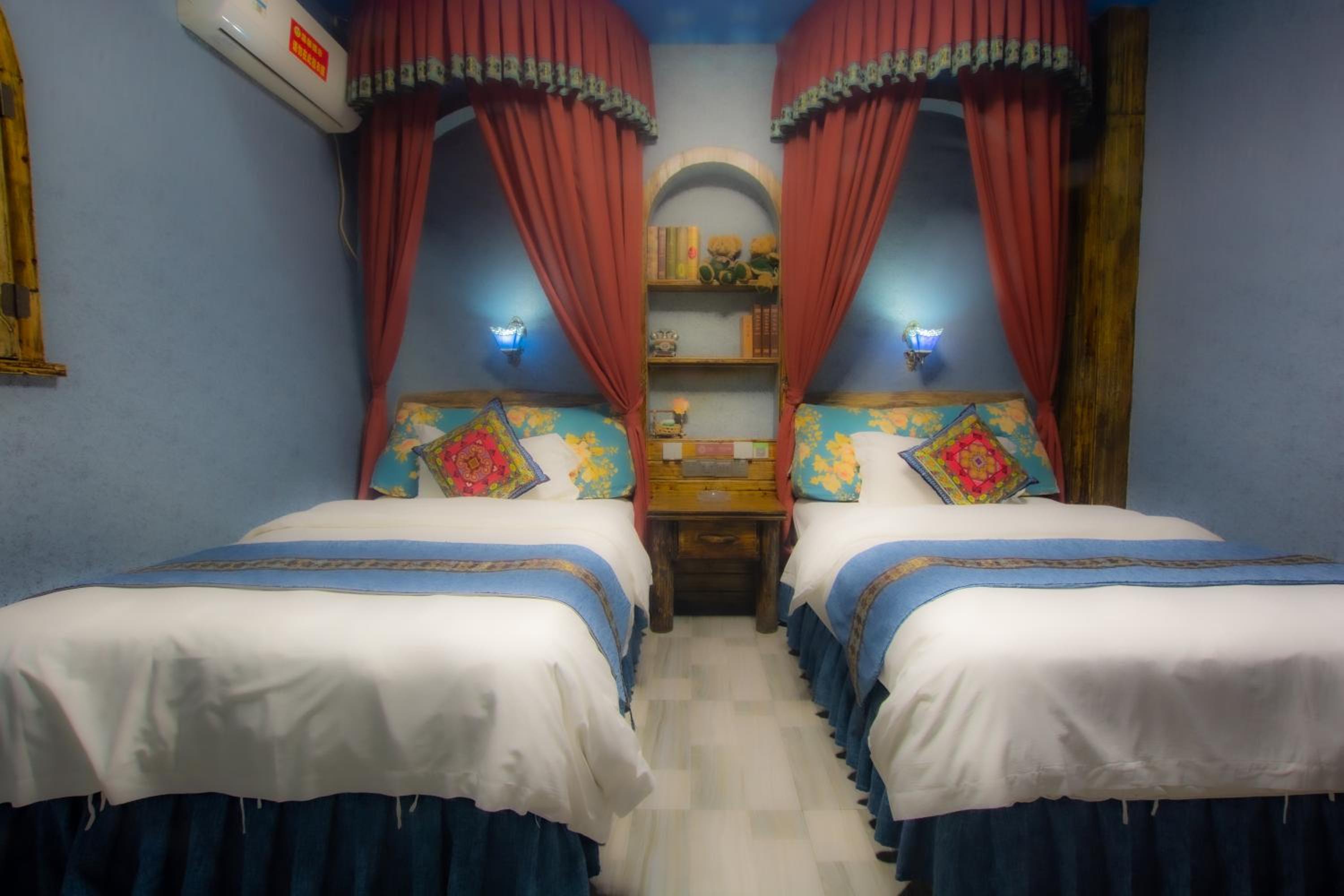 Floral Hotel · Baihui Living Zhangjiajie