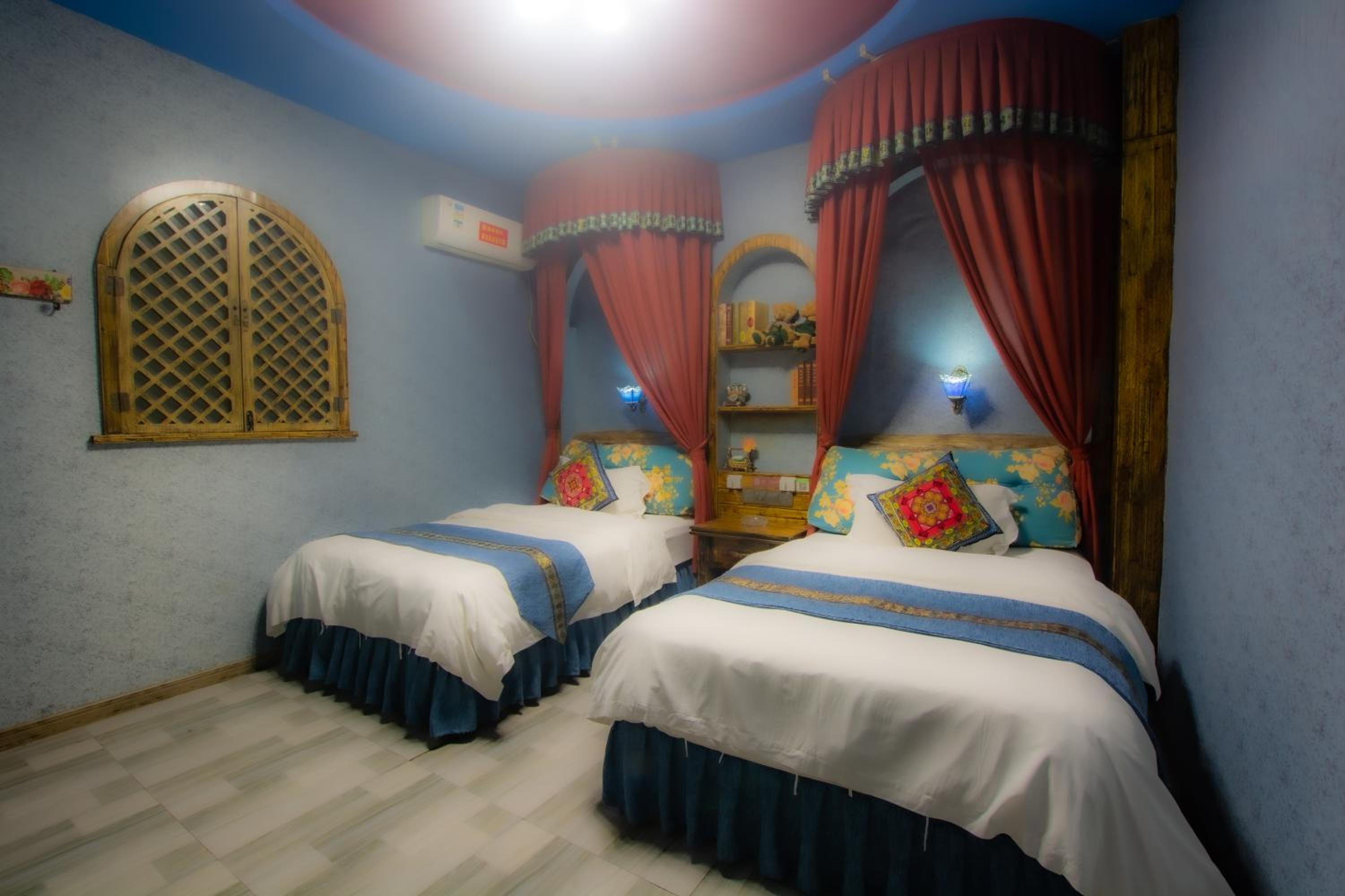 Floral Hotel · Baihui Living Zhangjiajie