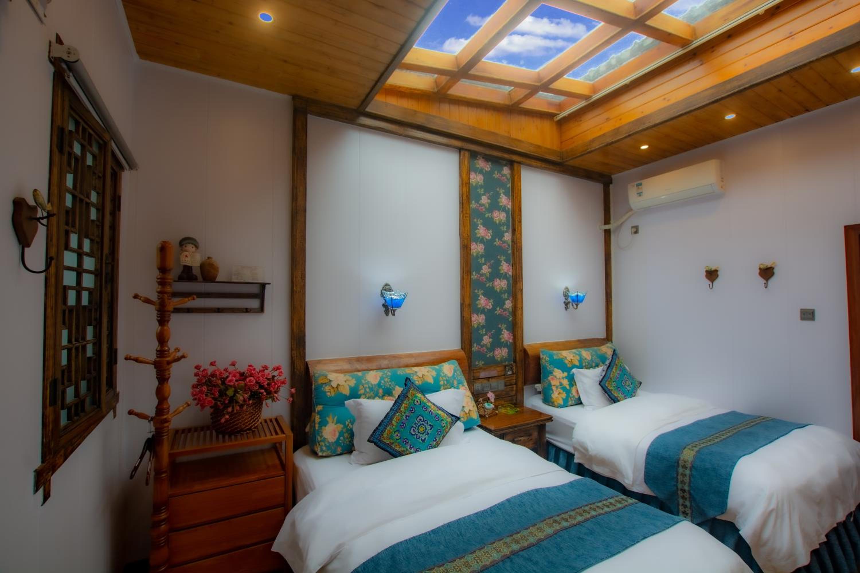 Floral Hotel · Baihui Living Zhangjiajie