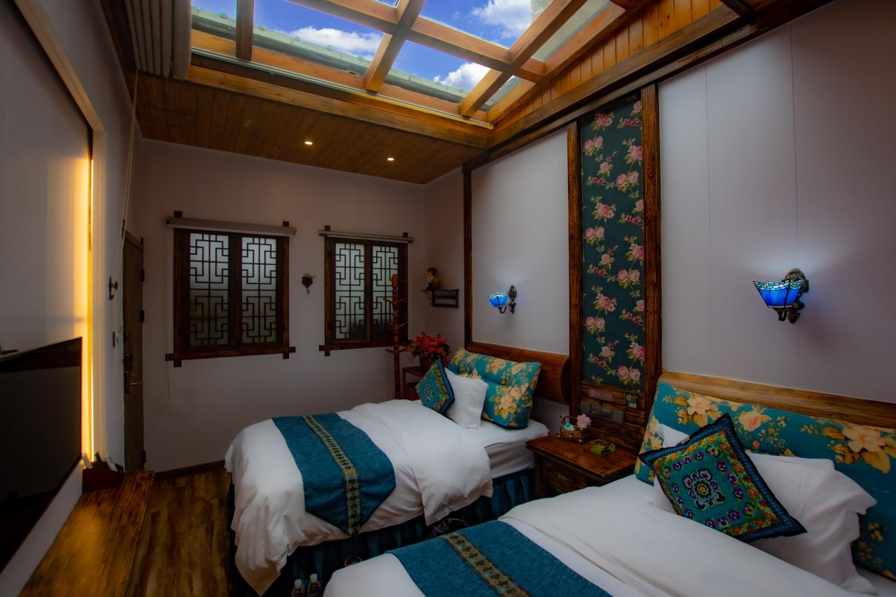 Floral Hotel · Baihui Living Zhangjiajie
