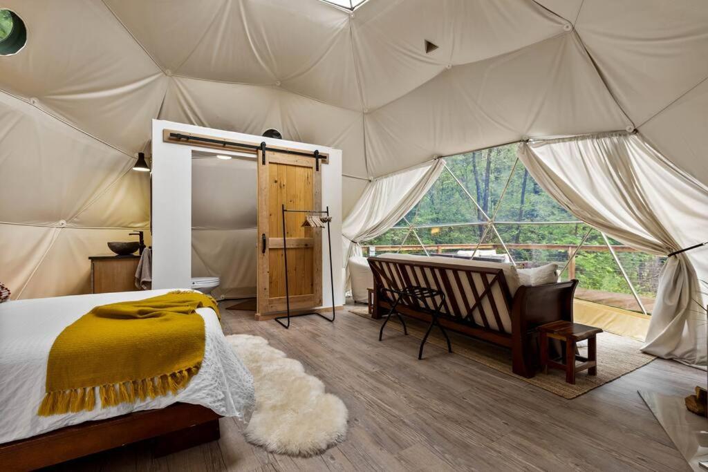 DomeHaus Tranquil dome and yurt escape view 4