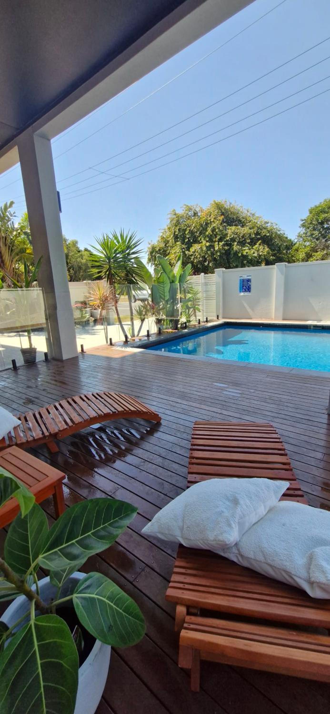 Golden Beachfront Holiday Home