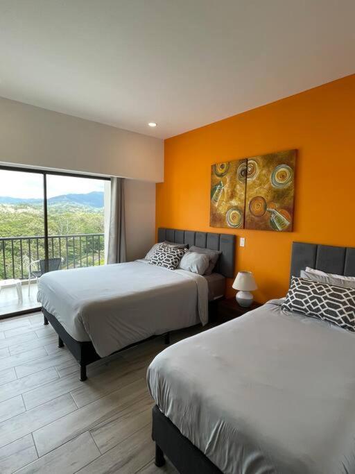 Spacious and Modern Penthouse Condo