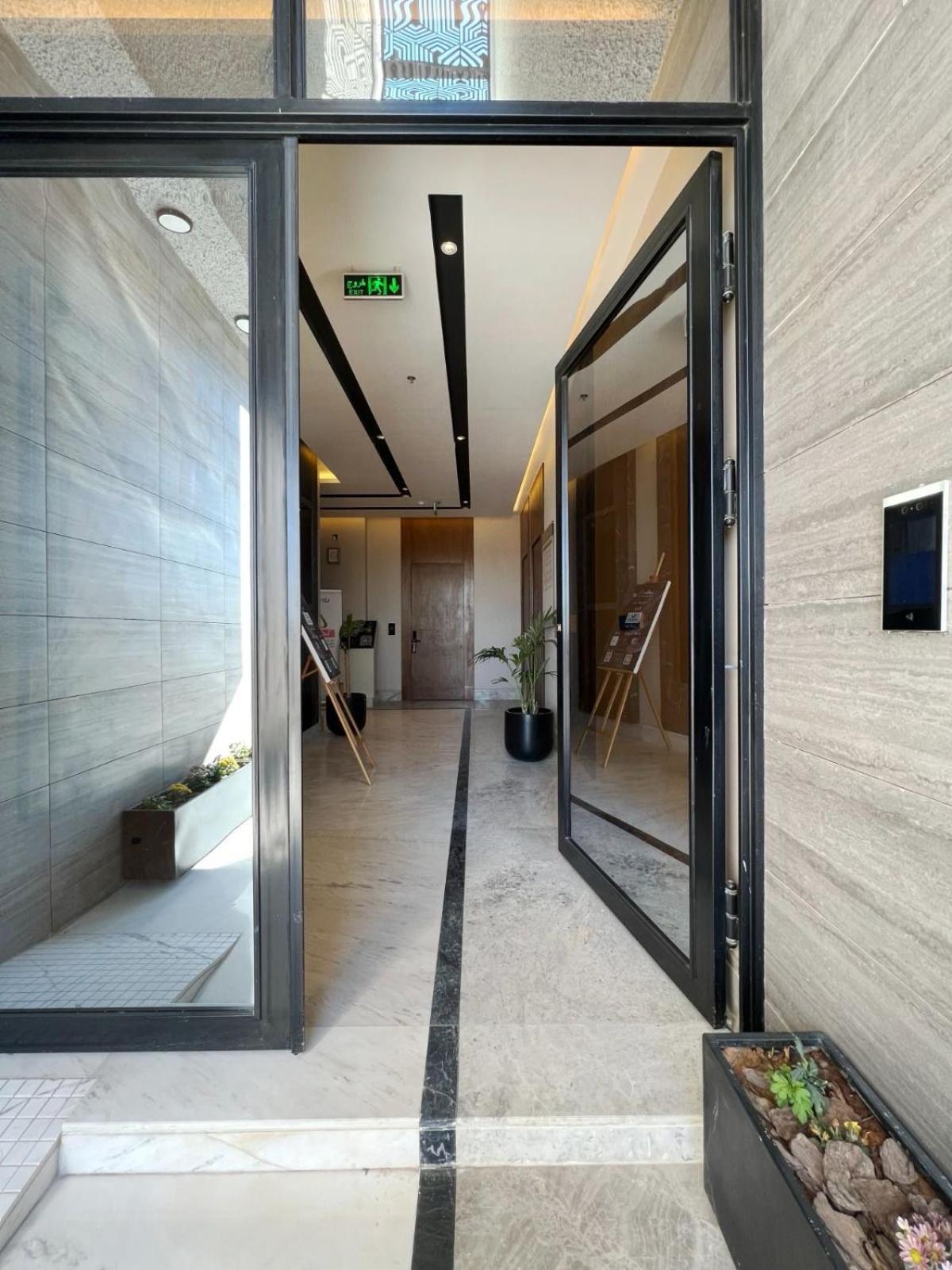 Luxury Apartment