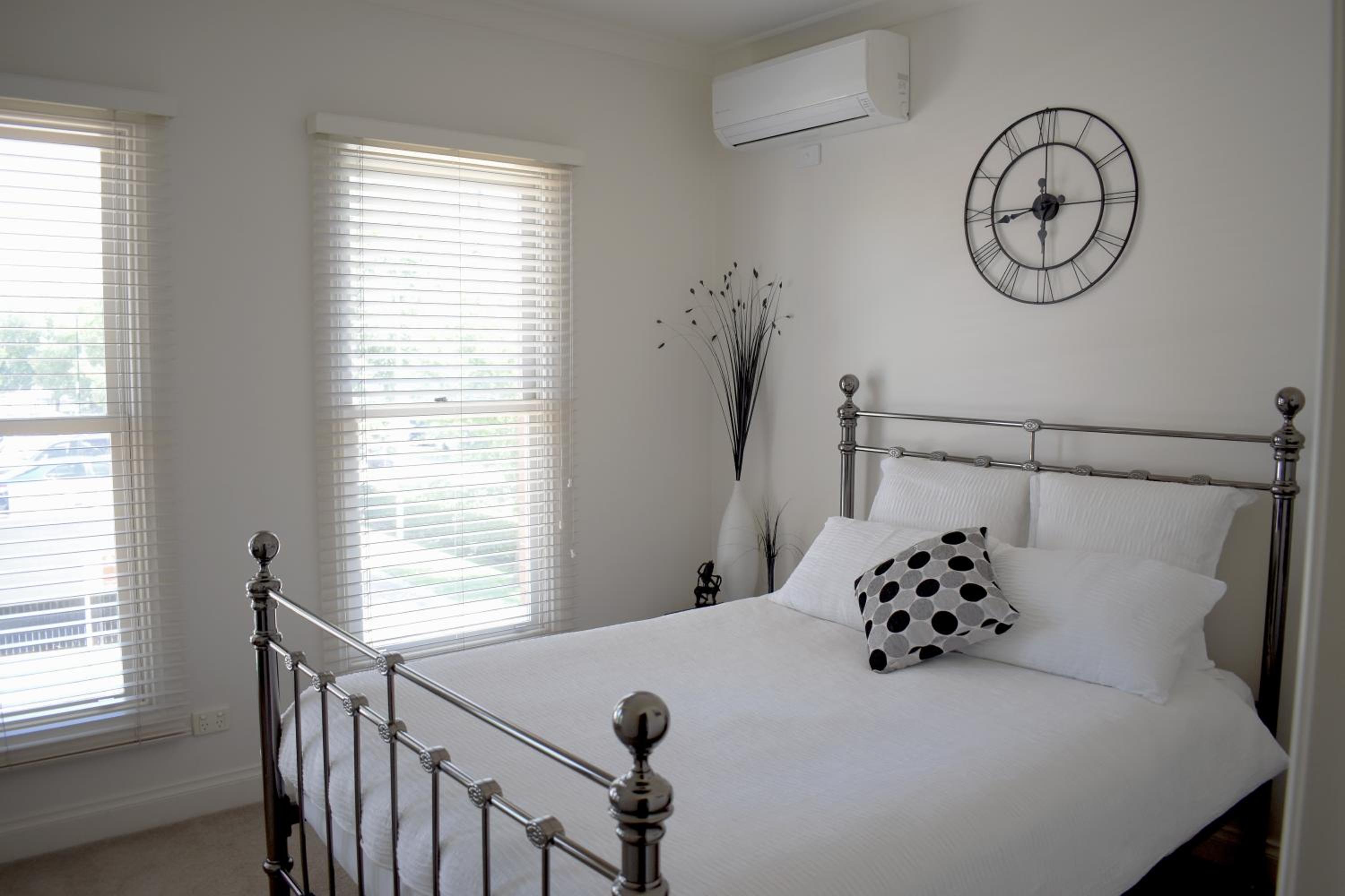 Sophisticated Elegance at the Gardens