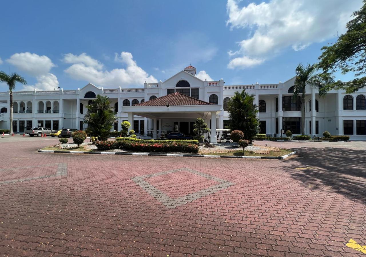 Tanjung Puteri Golf and Resort Malaysia
