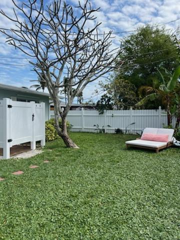 332 Formosa Drive view 4